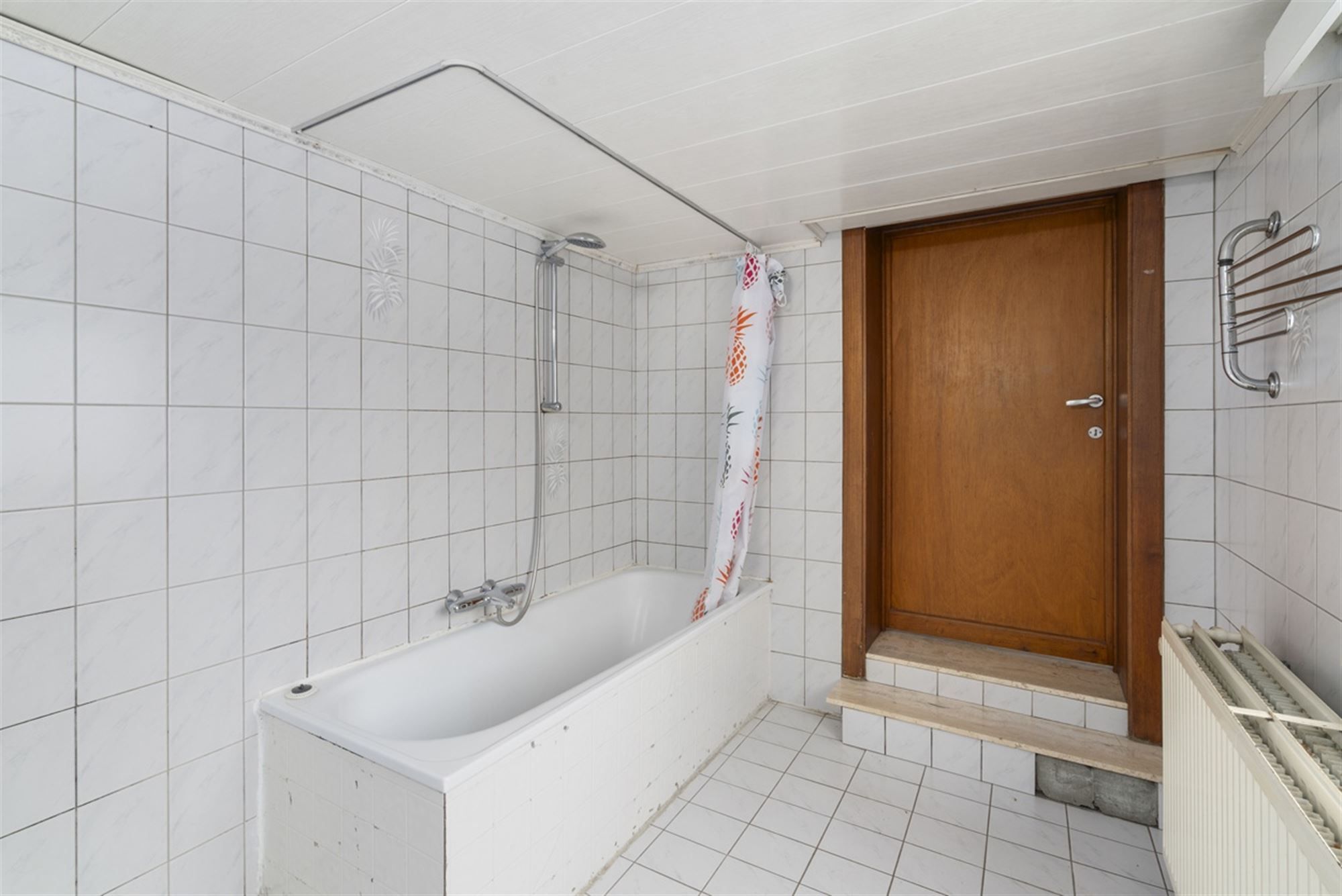 Te renoveren RUIME BURGERSWONING met BIJGEBOUW op een perceel van 668m² foto 26