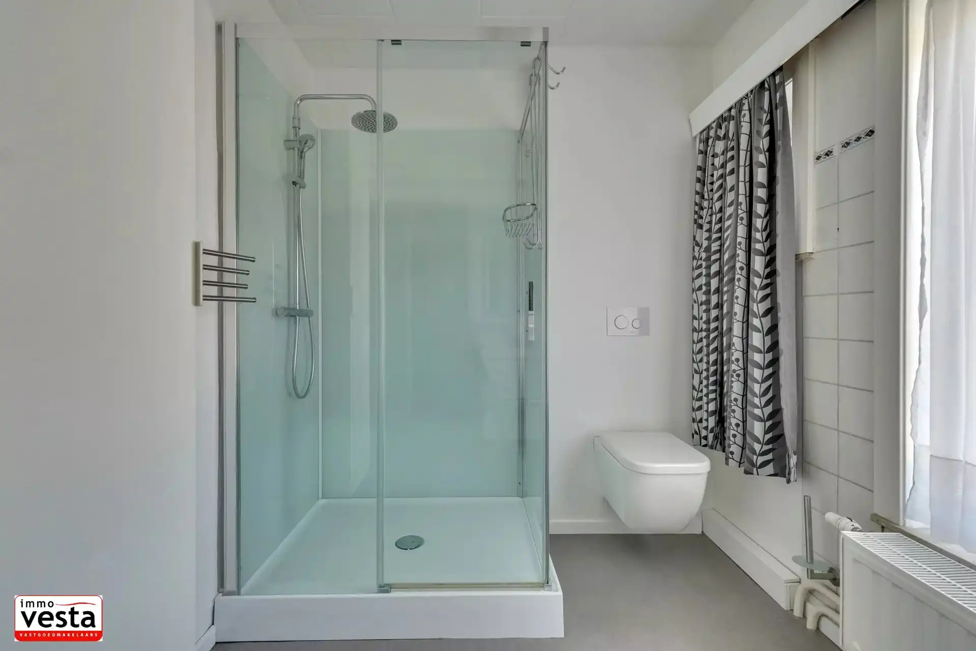 Ruime gezinswoning met 4 slaapkamers foto 13