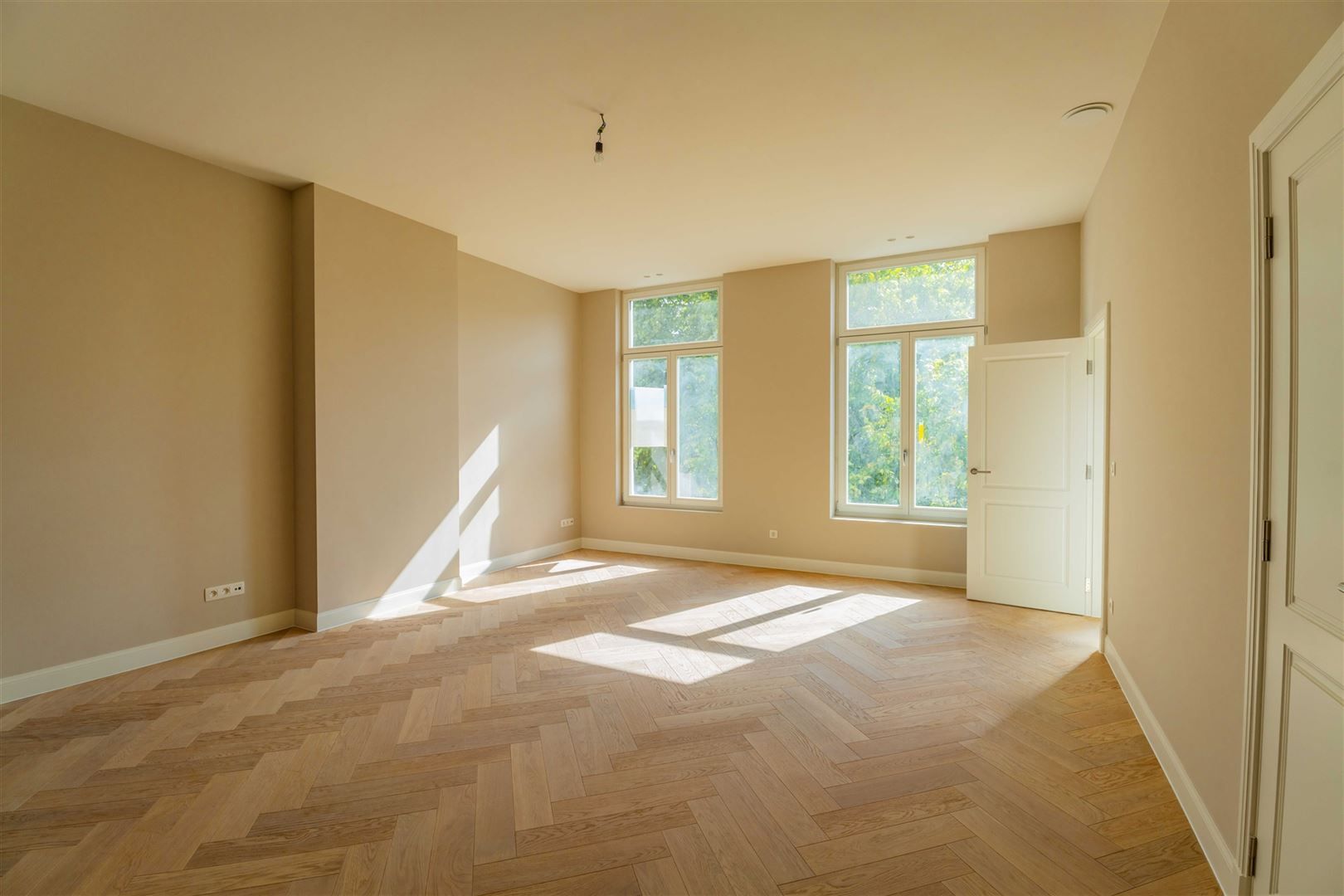 Grandeur in topnotch renovatieproject foto 4