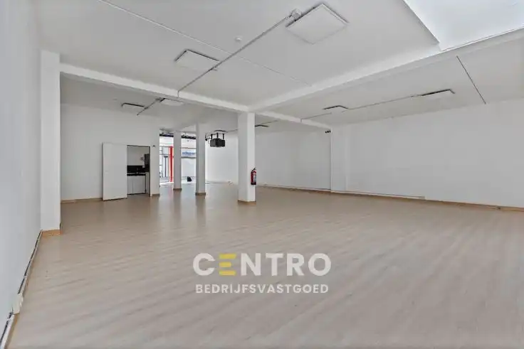 Commercïele HANDELSRUIMTE op toplocatie in het CENTRUM van Blankenberge foto 6