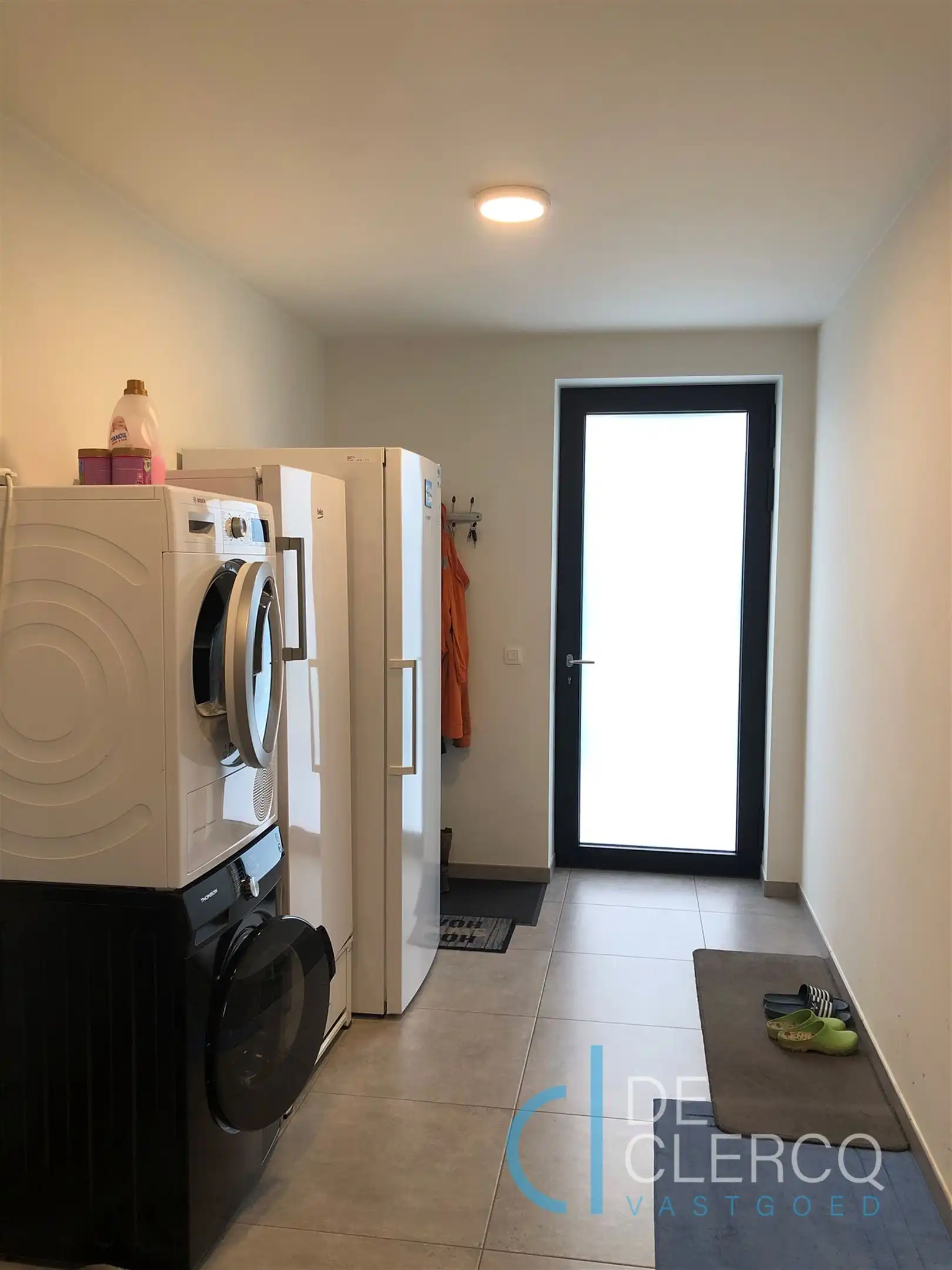 Ruime en hedendaagse halfopen bebouwing TE HUUR nabij het dorp van Lochristi! foto 8