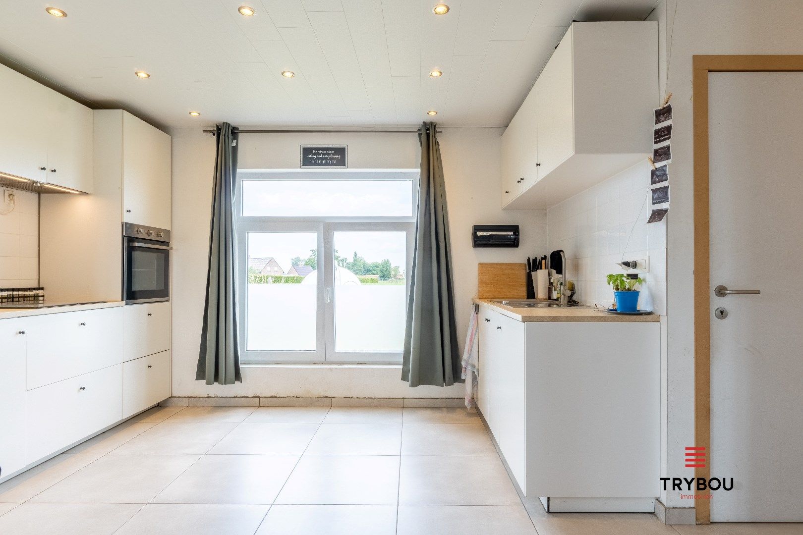 Charmante woning met landelijke vergezichten op ruim perceel van 1201m² foto 7