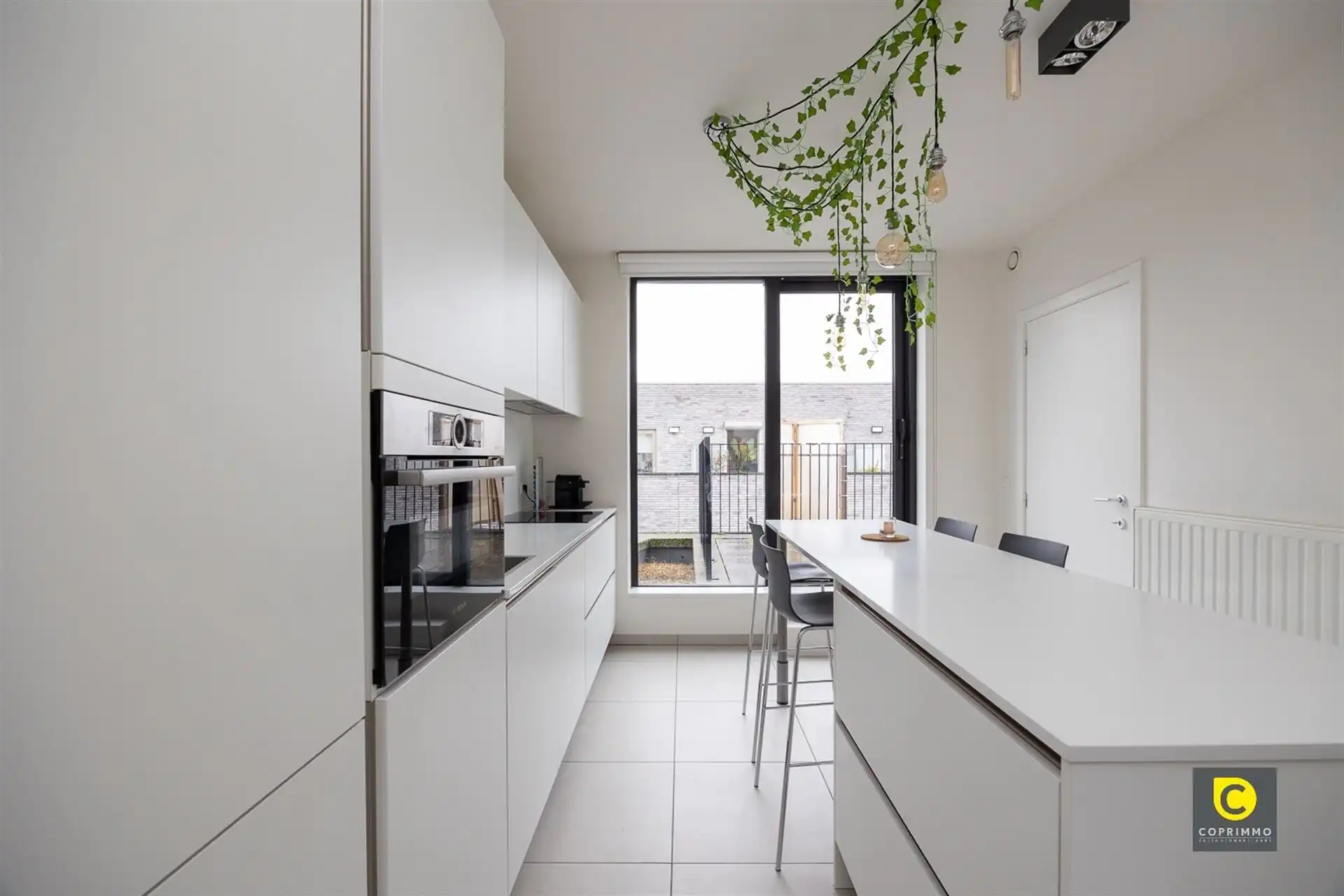 Modern 1-Slaapkamerappartement met 2 Terrassen in Antwerpen foto 4