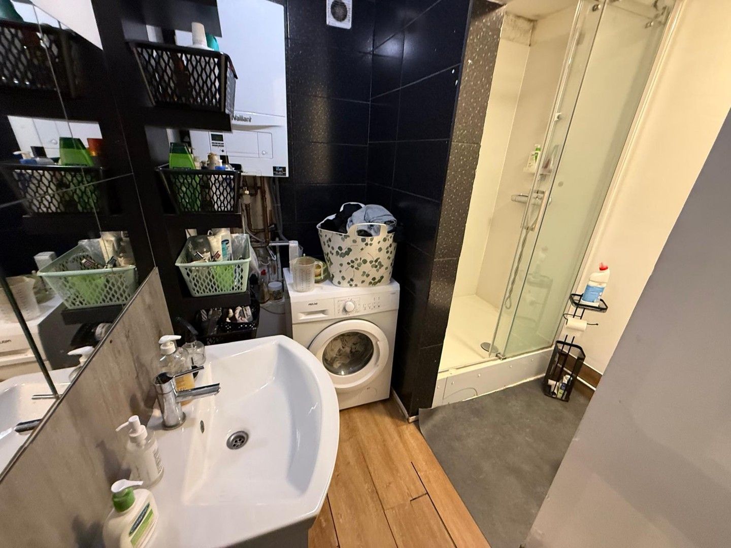 OPBRENGSTEIGENDOM - VERGUND 13 STUDIO'S foto 4