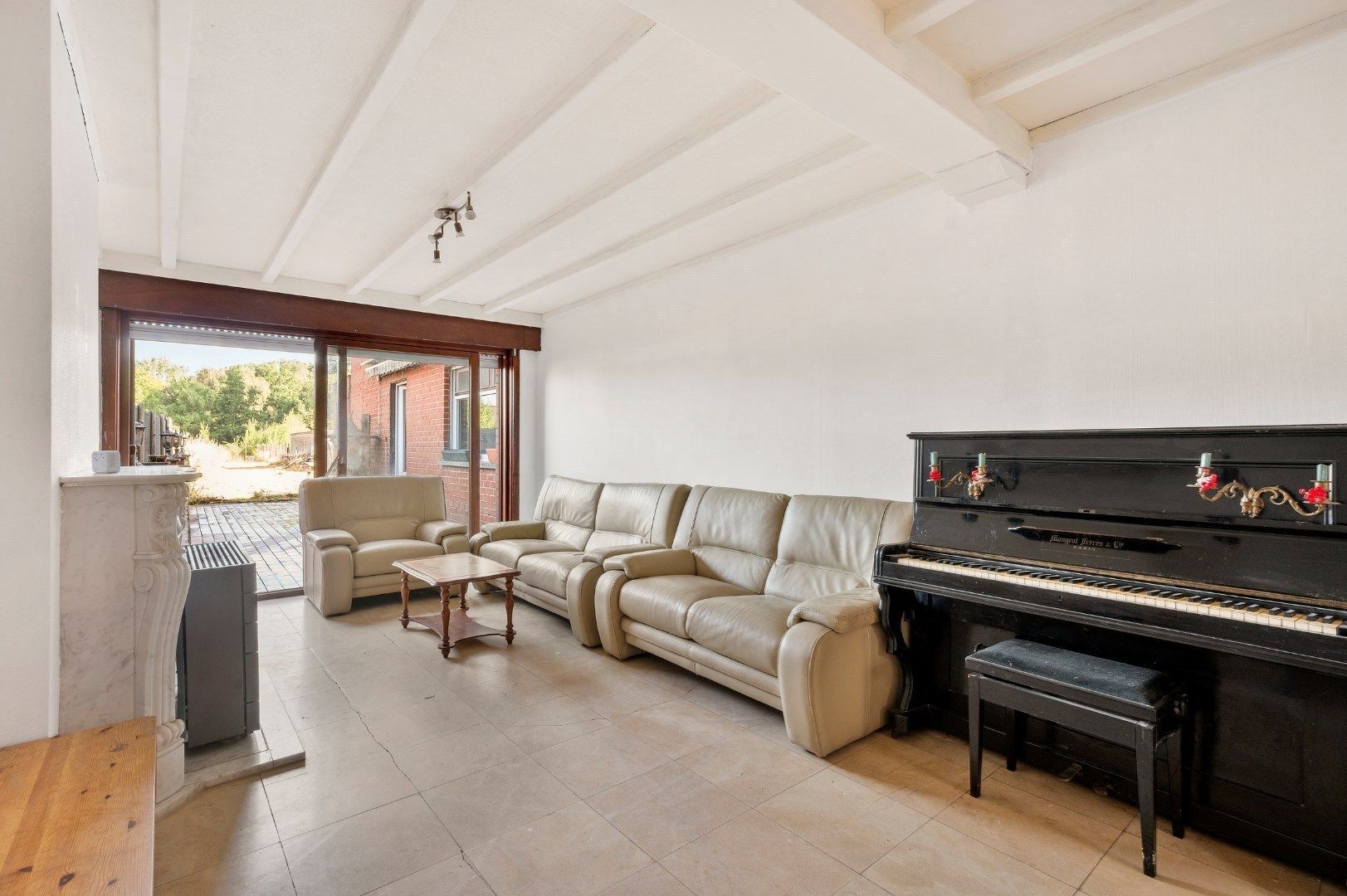 Ruime woning met 4 slaapkamers op 560 m² te Wervik foto 2