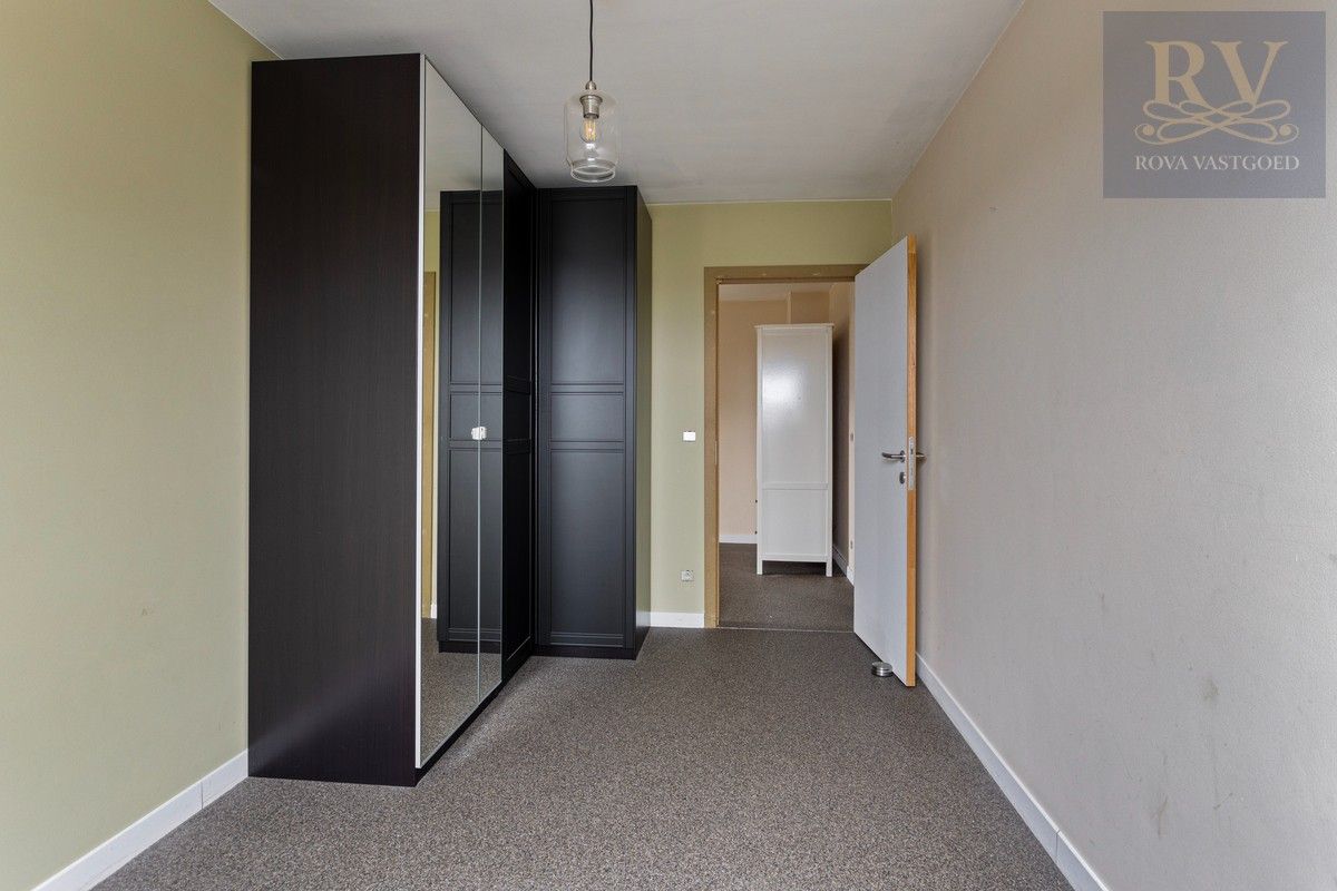 GEZELLIG EN CENTRAAL GELEGEN APPARTEMENT VAN 64M² MET 2 SLPK'S IN KERMT foto 11