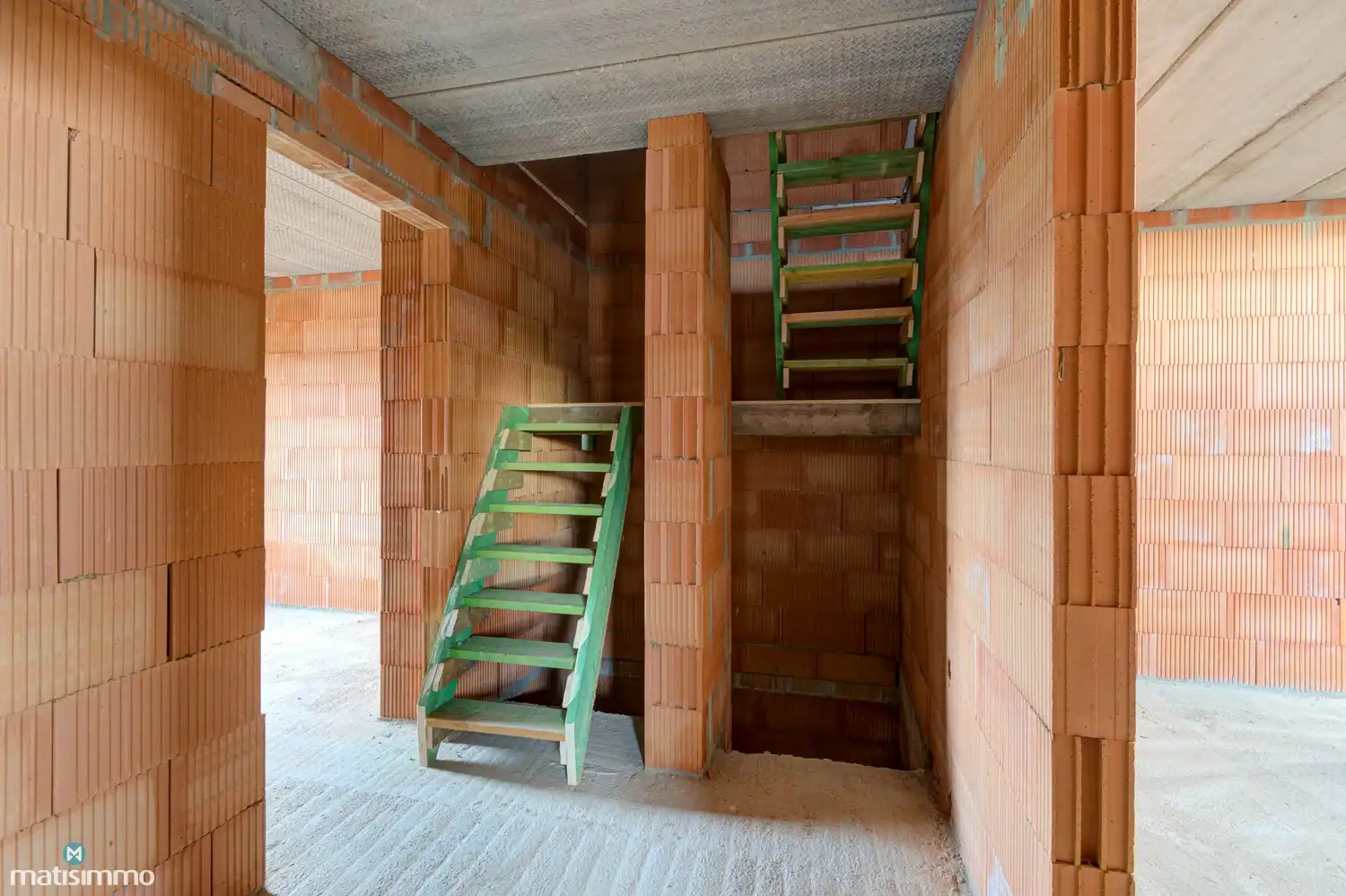 RUSTIG GELEGEN CASCO NIEUWBOUWWONING NABIJ HET GROEN TE OUDSBERGEN foto 14