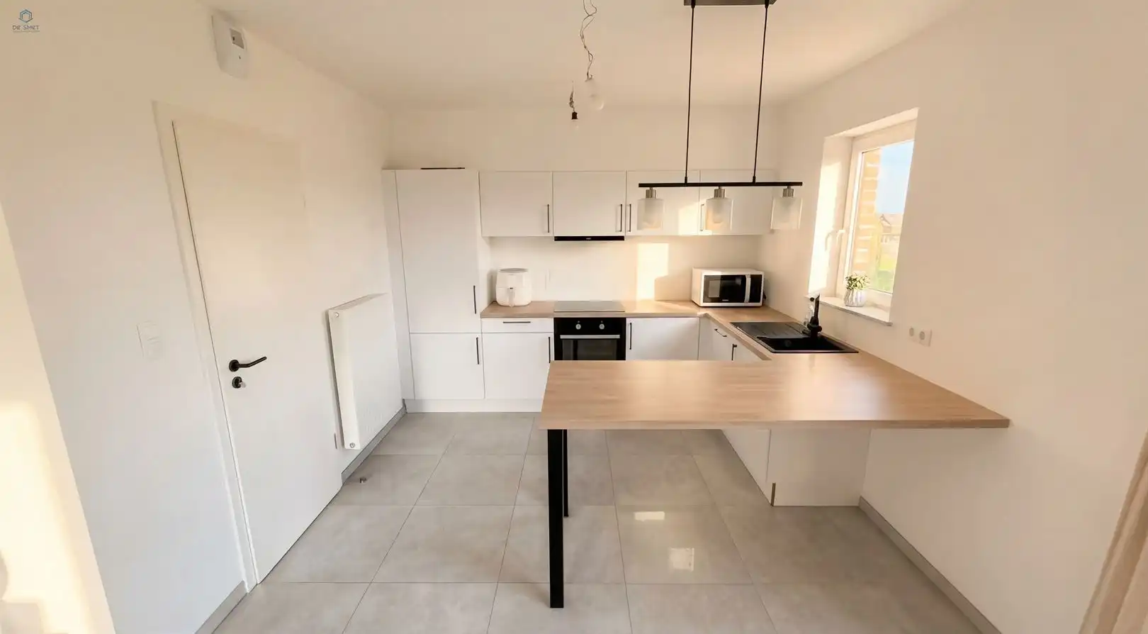 INSTAPKLARE NIEUWBOUWWONING MET 3 SLP, TUIN EN GARAGE foto 5