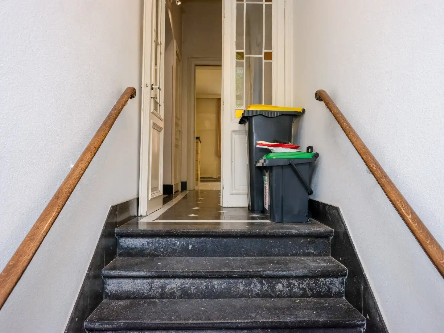 Ruime pastorie met 4 slaapkamers, tuin en garage te Emelgem foto 25