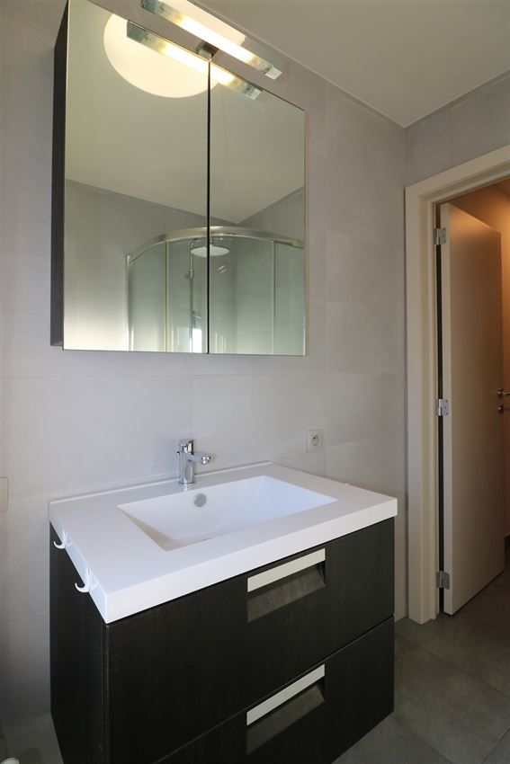 duplex met 2 slpk. en heel groot terras. Tip top ! foto 14