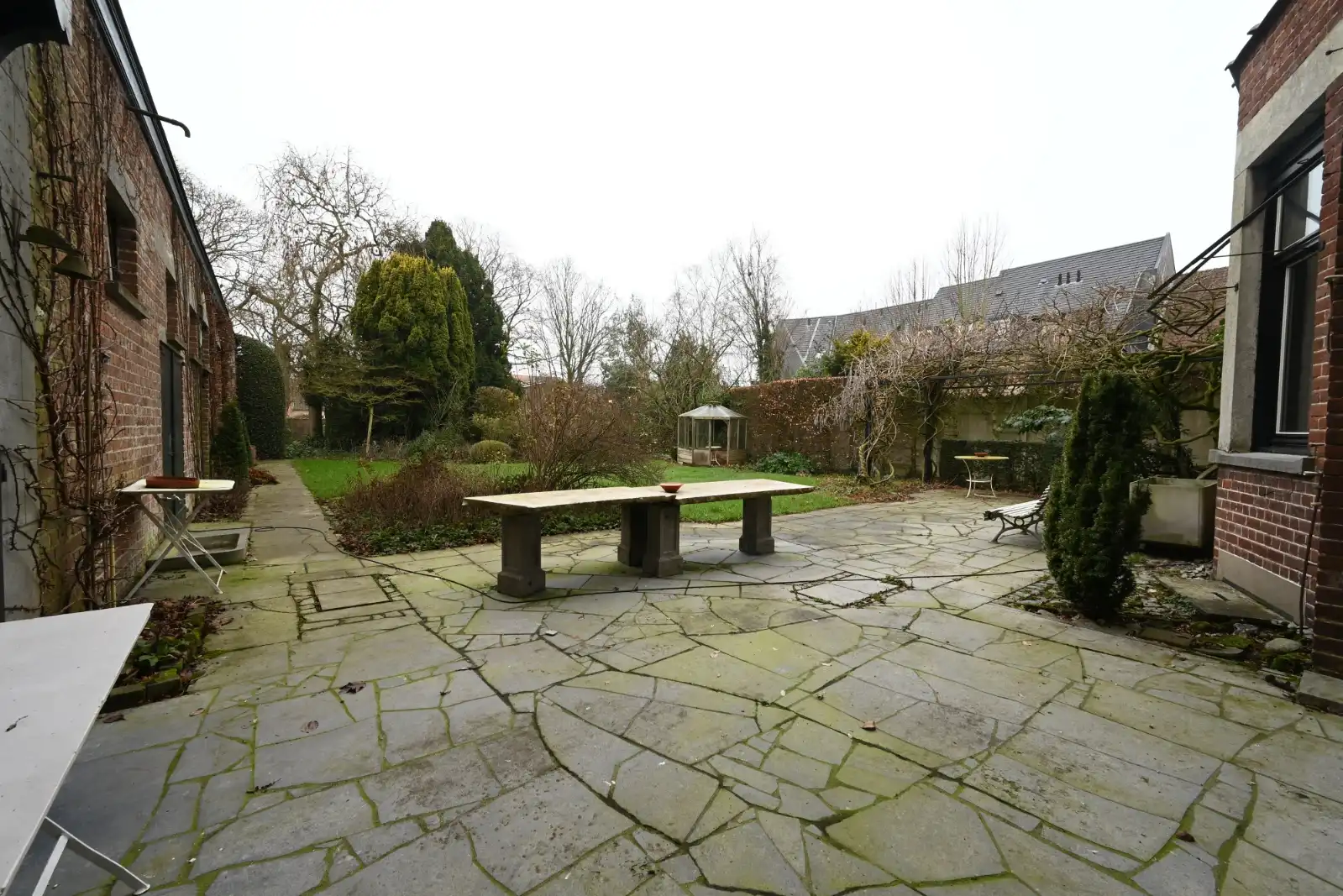 Herenhuis op de markt van Ardooie foto 18