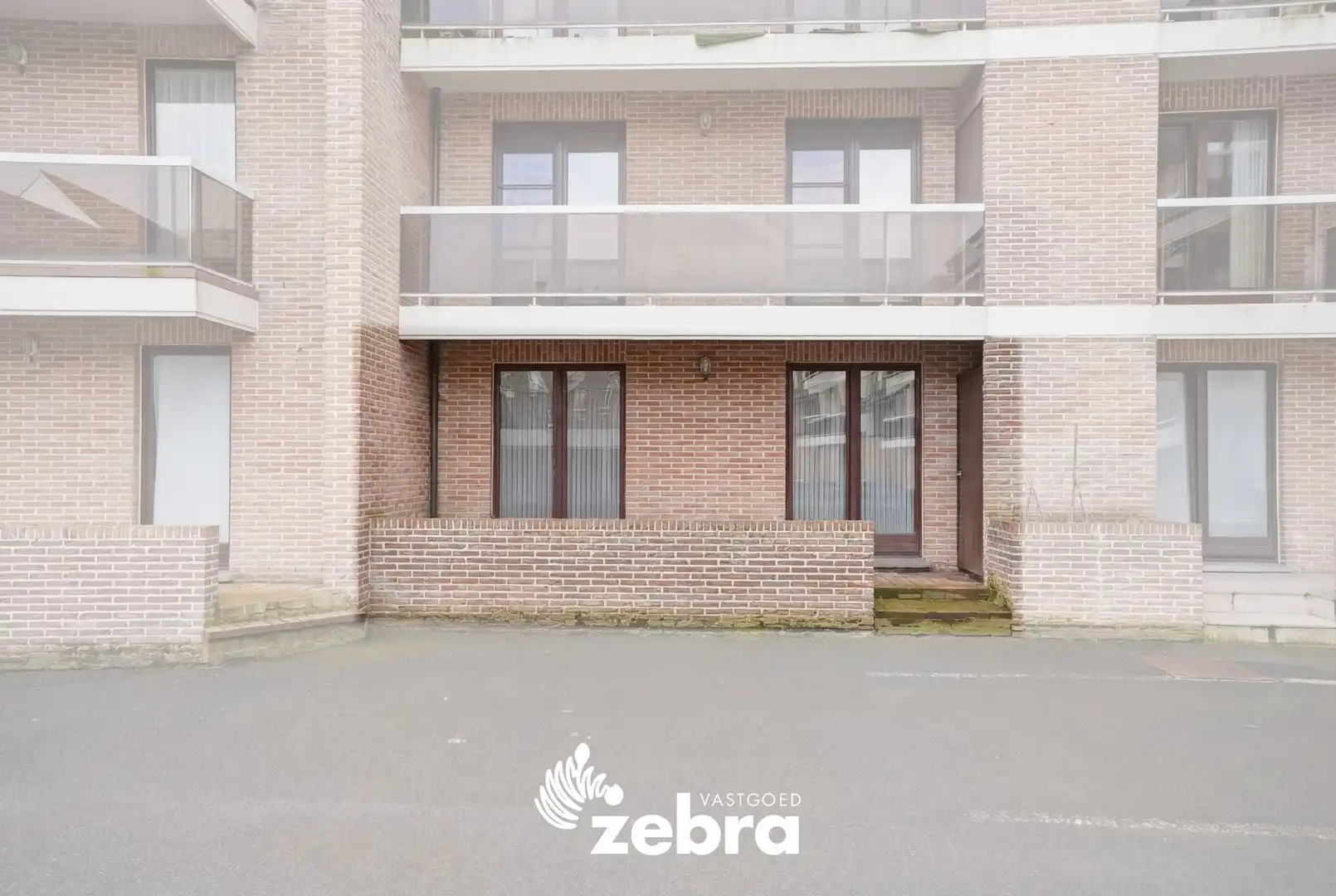 Gelijkvloers 2-slaapkamerappartement met terras en garage in centrum Tielt! foto 21