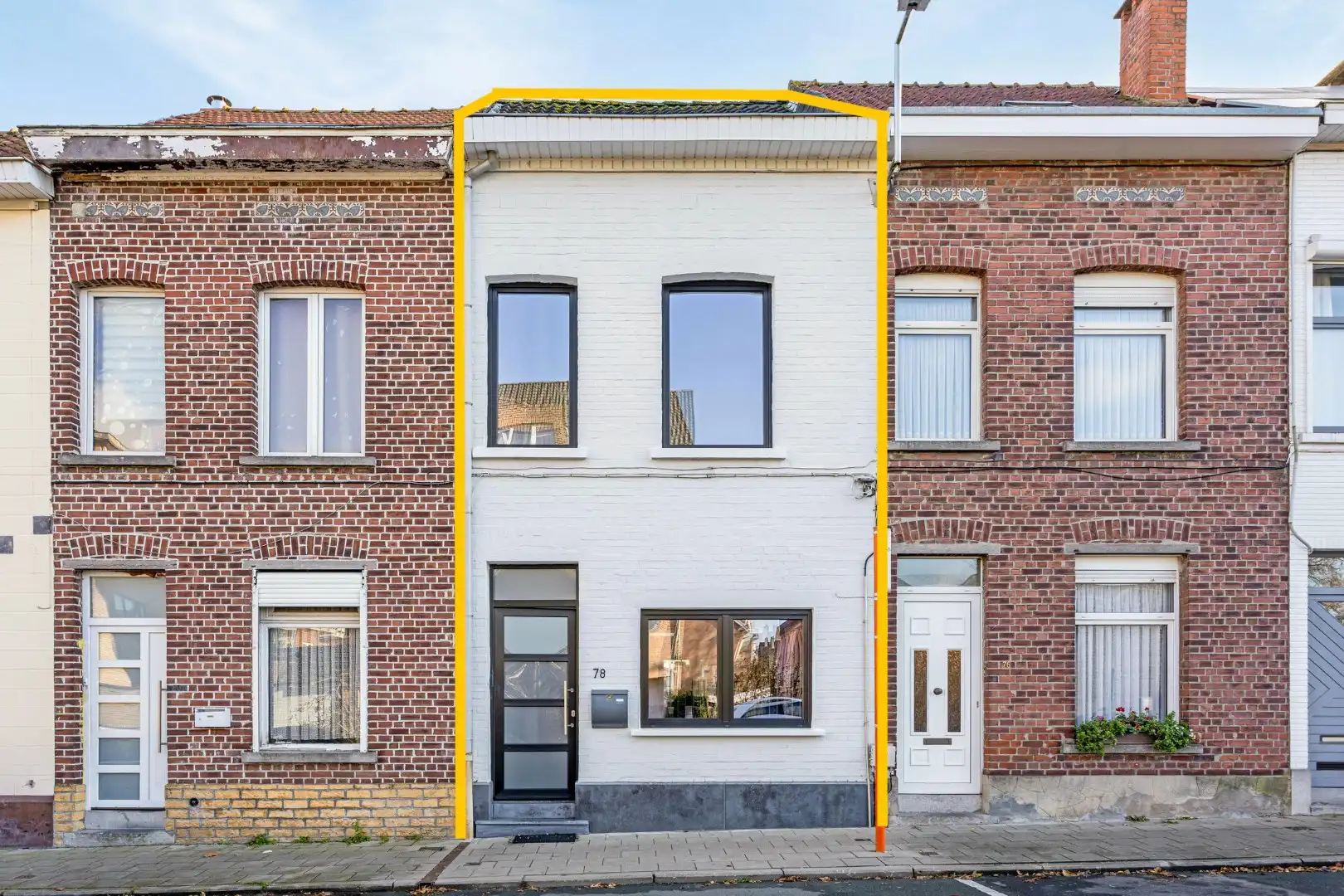 Op zoek naar een gezellige eengezinswoning in Ganshoren? Welkom Home! foto {{pictureIndex}}