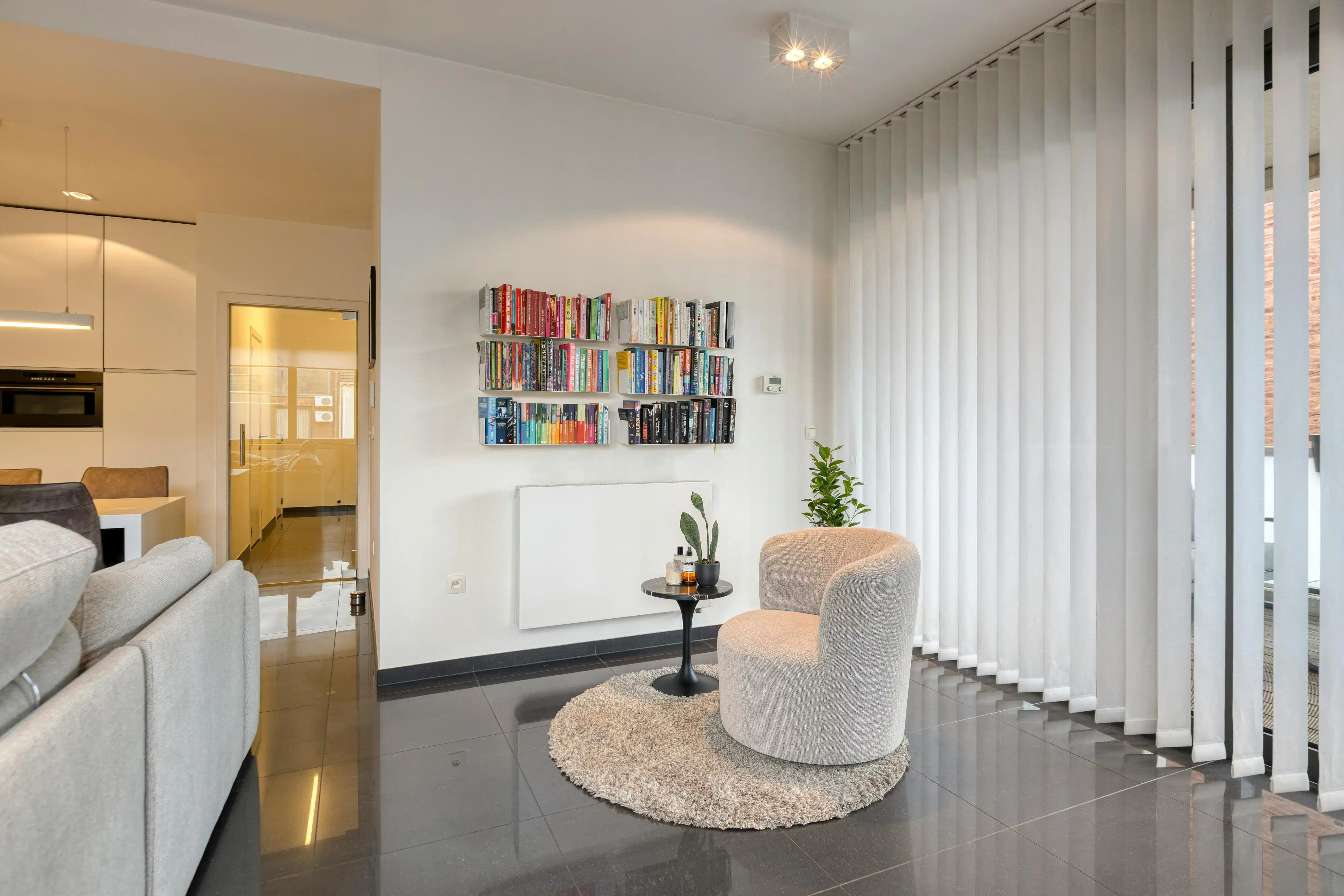 Instapklaar en energiezuinig appartement nabij hartje Hasselt foto 9