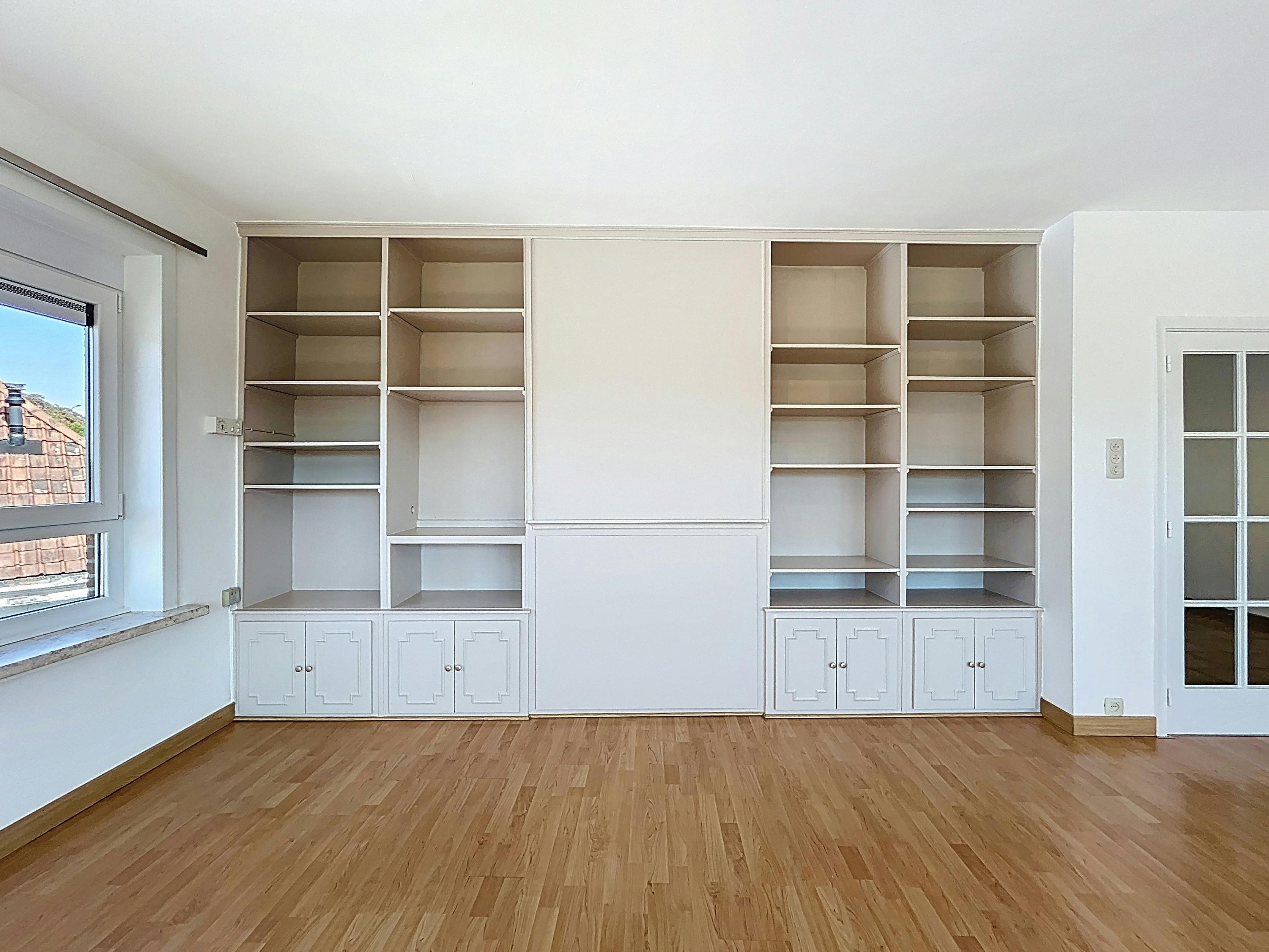 Ruim appartement met 3 kamers te huur in Kortrijk foto 4
