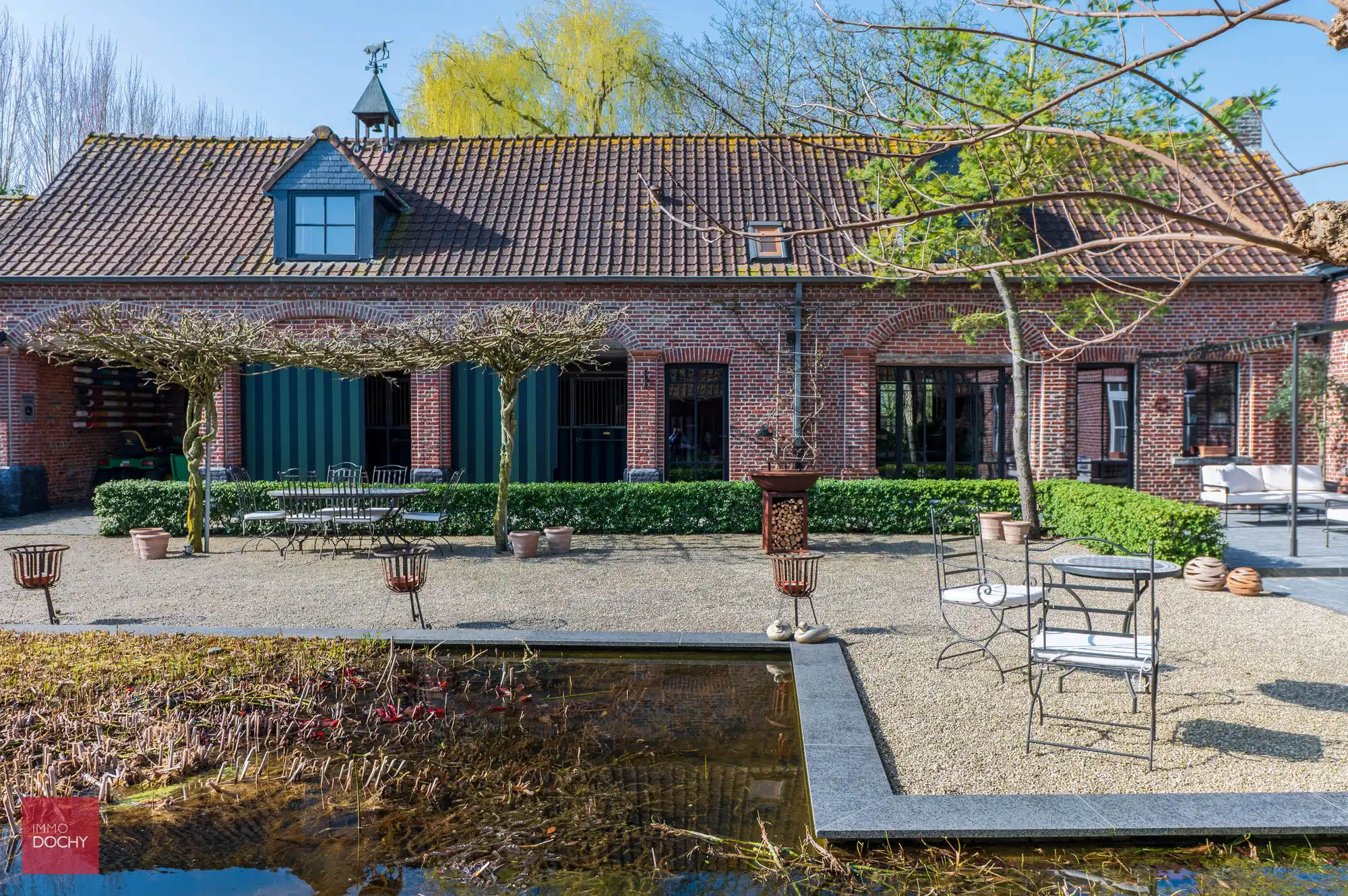 Zeer goed onderhouden gerestaureerde hoeve foto 25