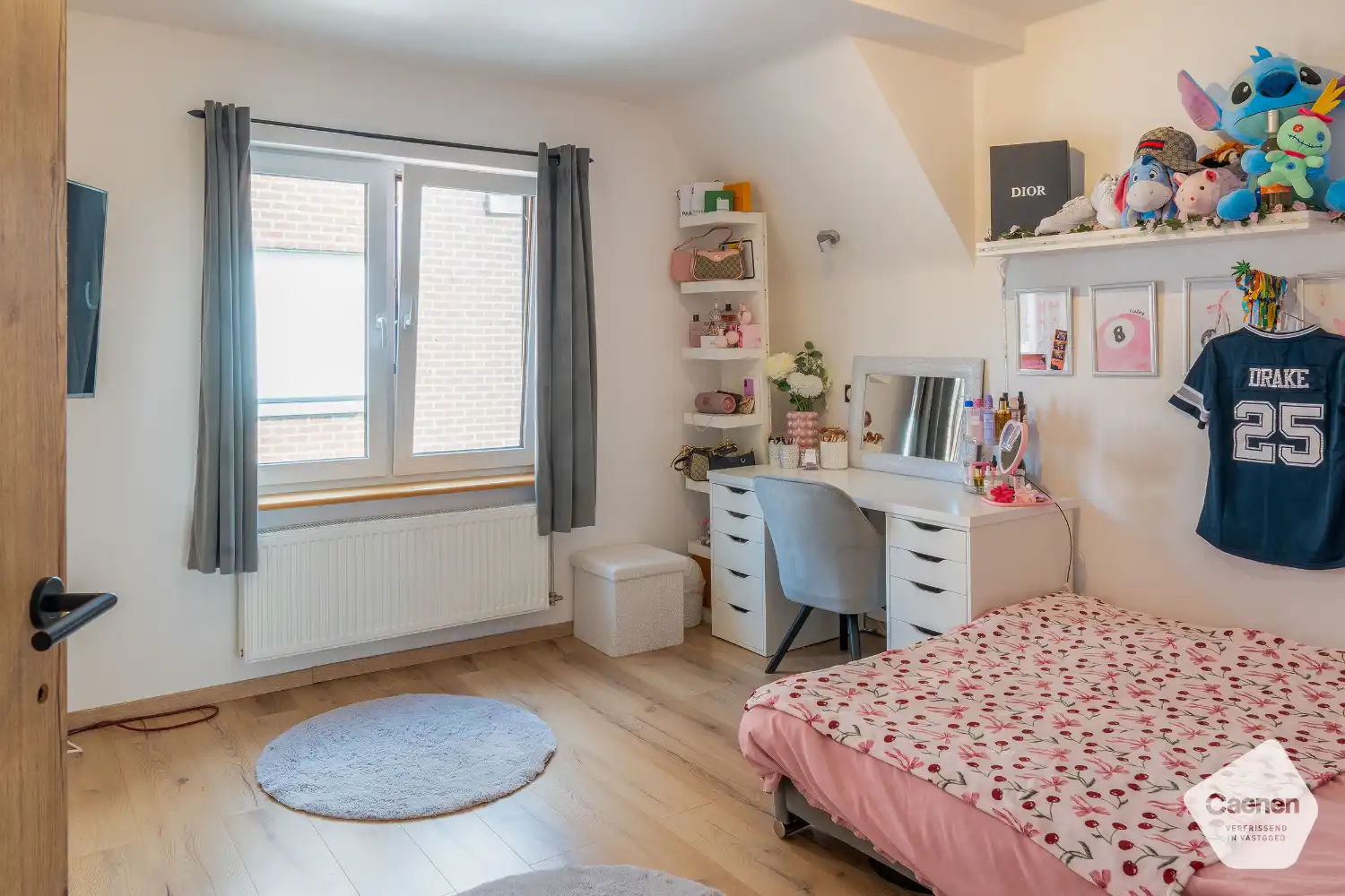 Wonen en werken op één adres – unieke halfopen woning met praktijkruimte. foto 12