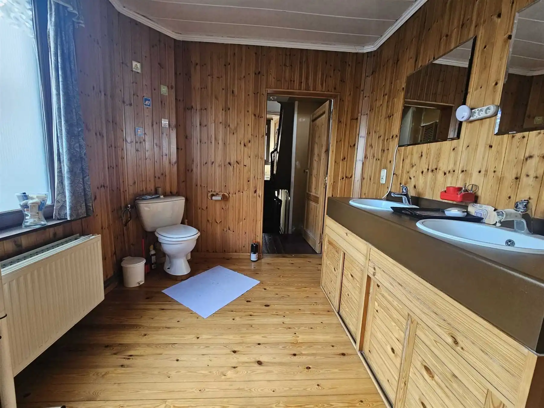 Karaktervol herenhuis met stadstuintje en vier slaapkamers in Oud-Berchem foto 15