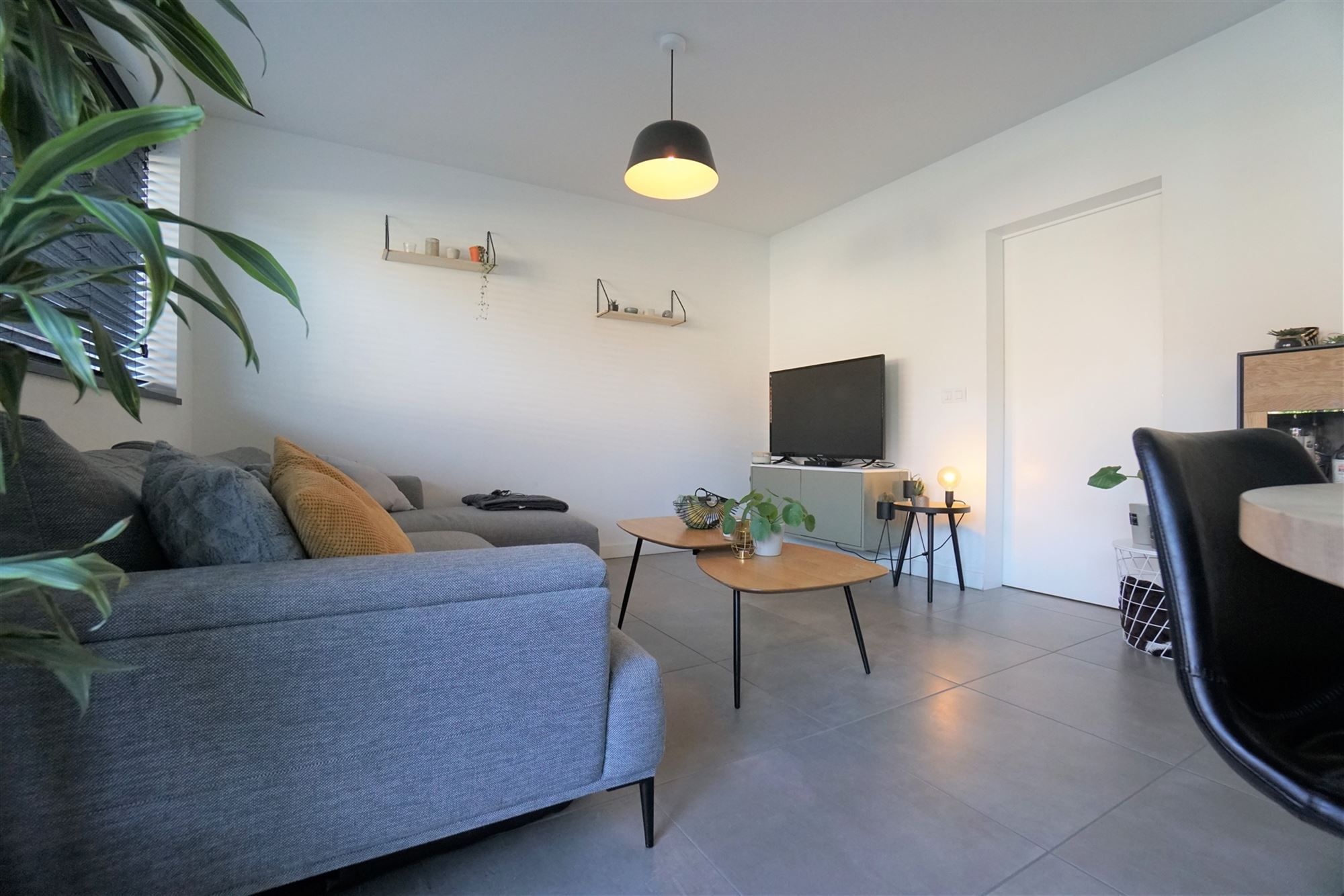 Gelijkvloers appartement met 1 slaapkamer en garage foto 4