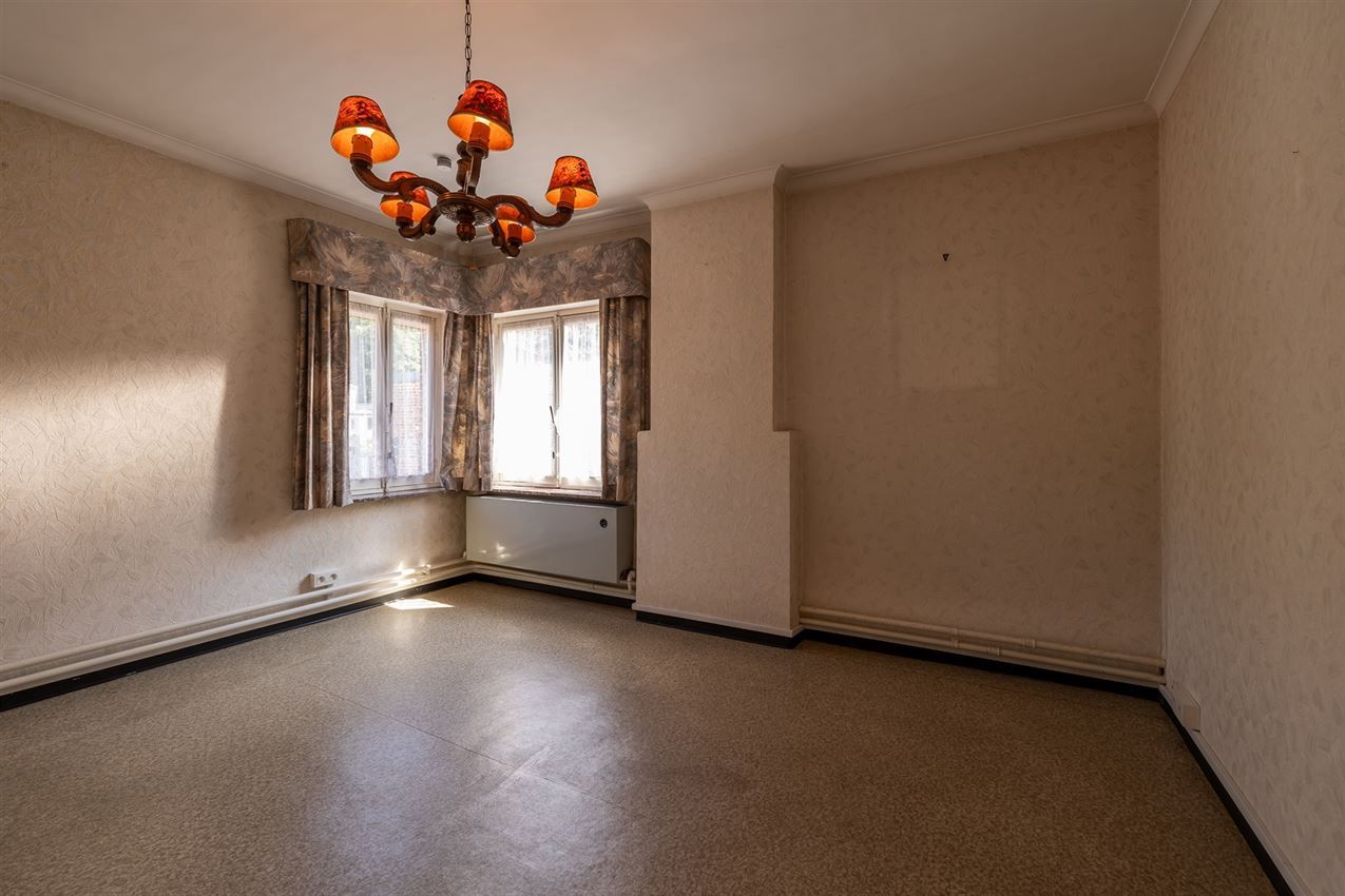 robuuste te renoveren woning op 11a10ca foto 22