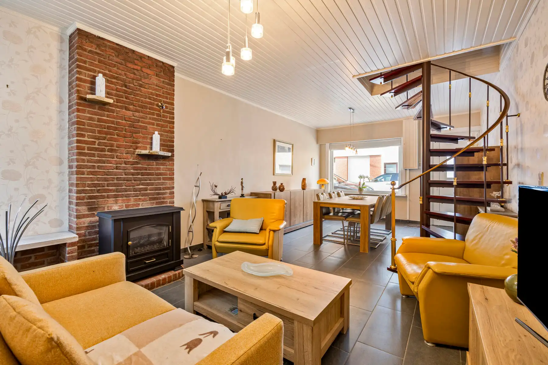 Instapklare rijwoning met 2 slaapkamers en terras foto 5