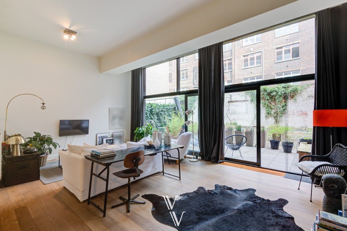 Mooi instapklaar appartement met tuin en parking foto 3