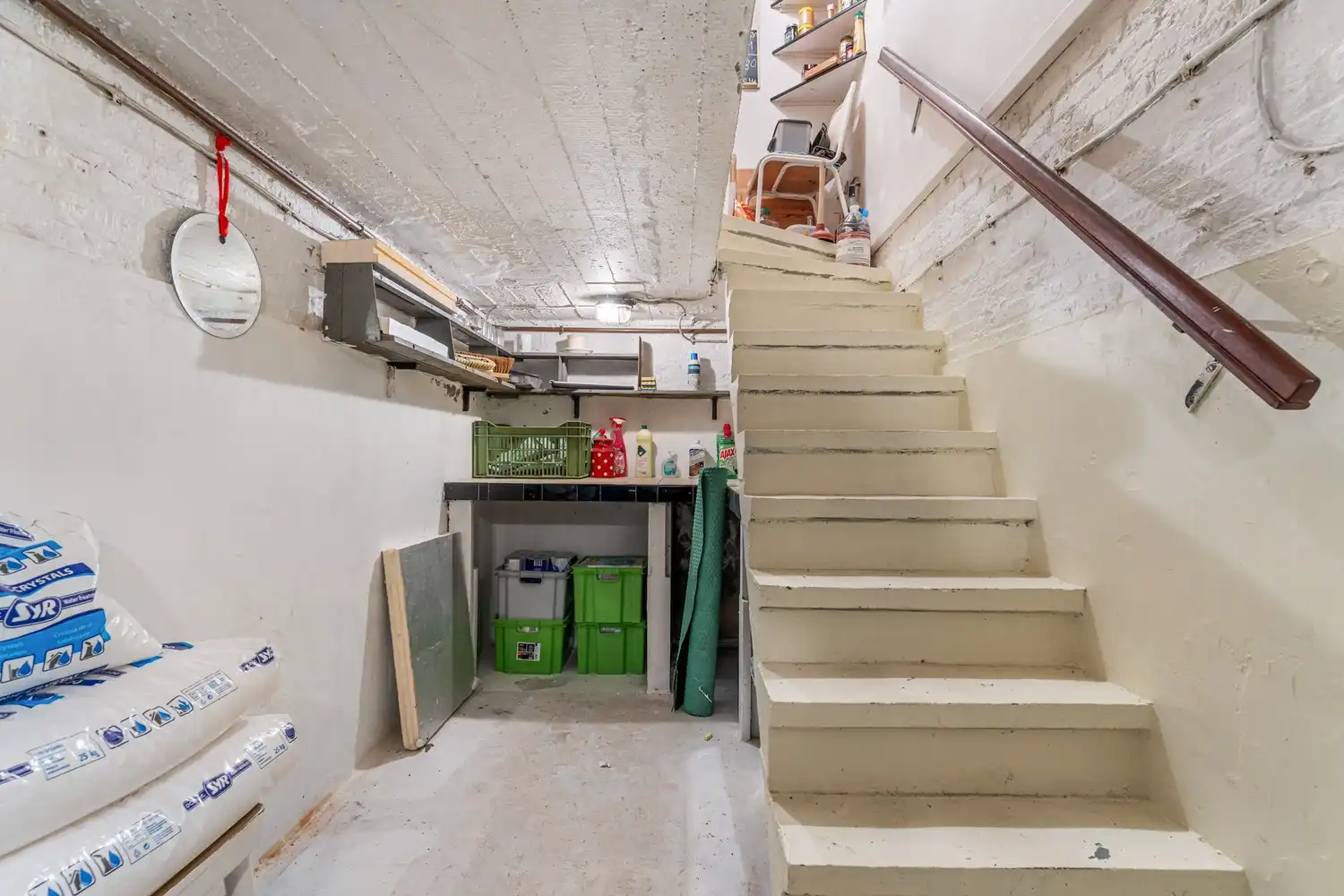 Goed gelegen en vrijstaande woning met 2 slaapkamers, uitbreidingsmogelijkheden onder het dak en een oprit met een garage op een perceel van 9a 96ca grenzend aan en met de tuin deels gelegen in agrarisch gebied! foto 20