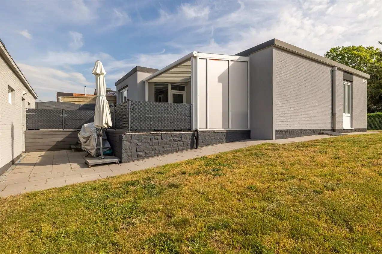 Gunstig gelegen woning, gelijkvloers, 2 slpk, omheinde tuin, garage foto 4