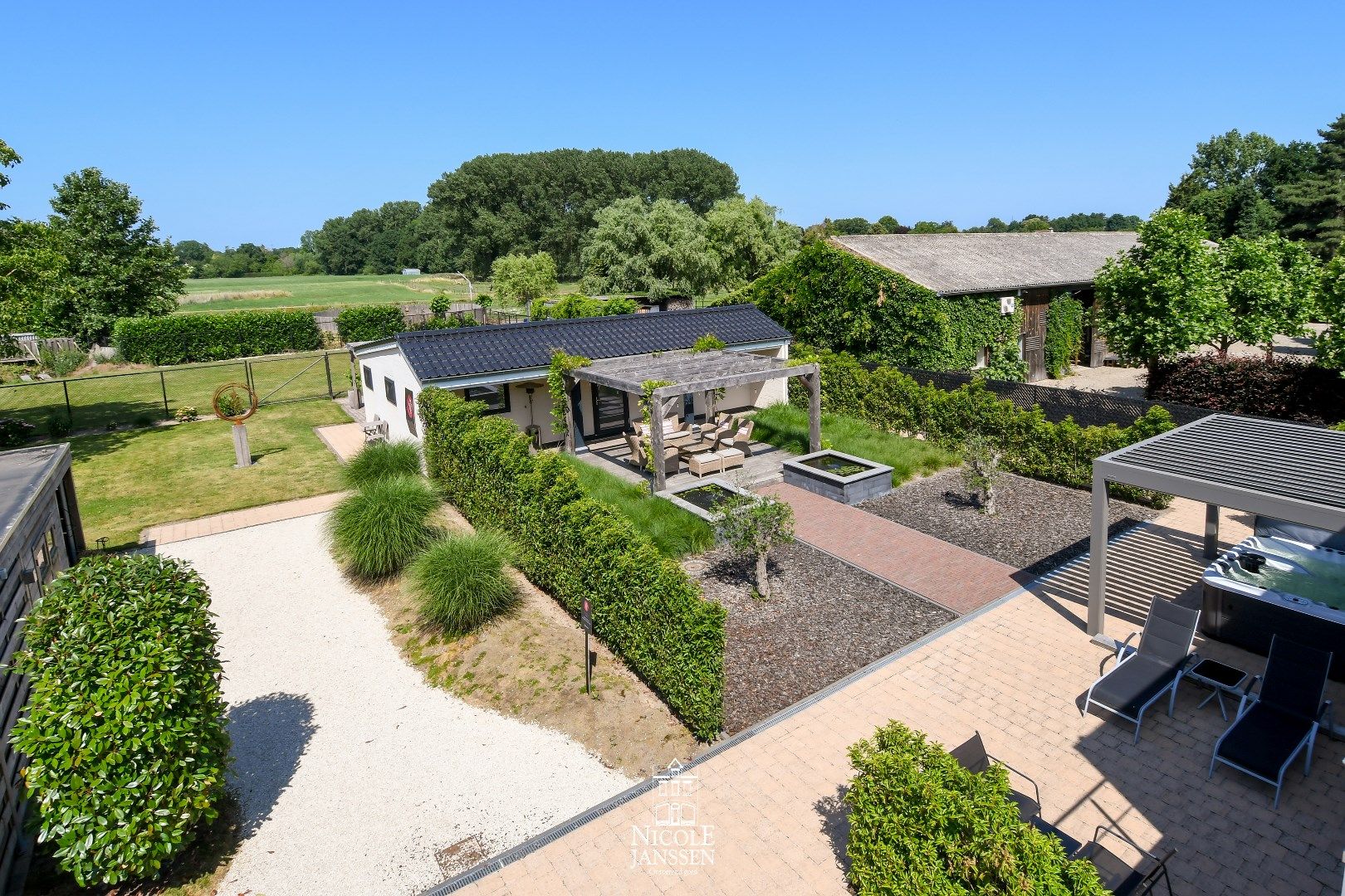 Luxueus en ruim ingedeelde villa in het mooie Aldeneik  foto 26