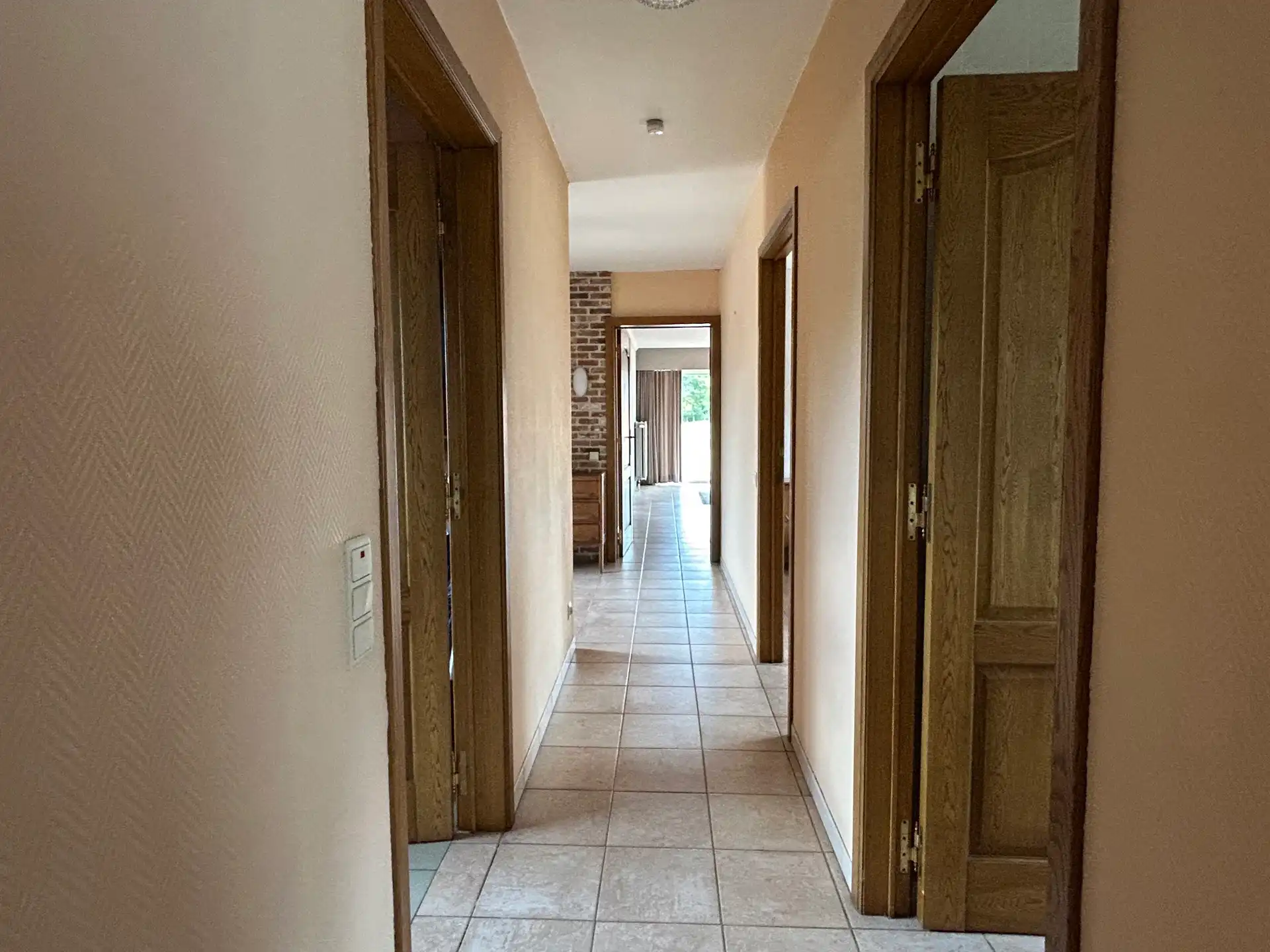 Gelijkvloerse woning met 2 slaapkamers en garage foto 34