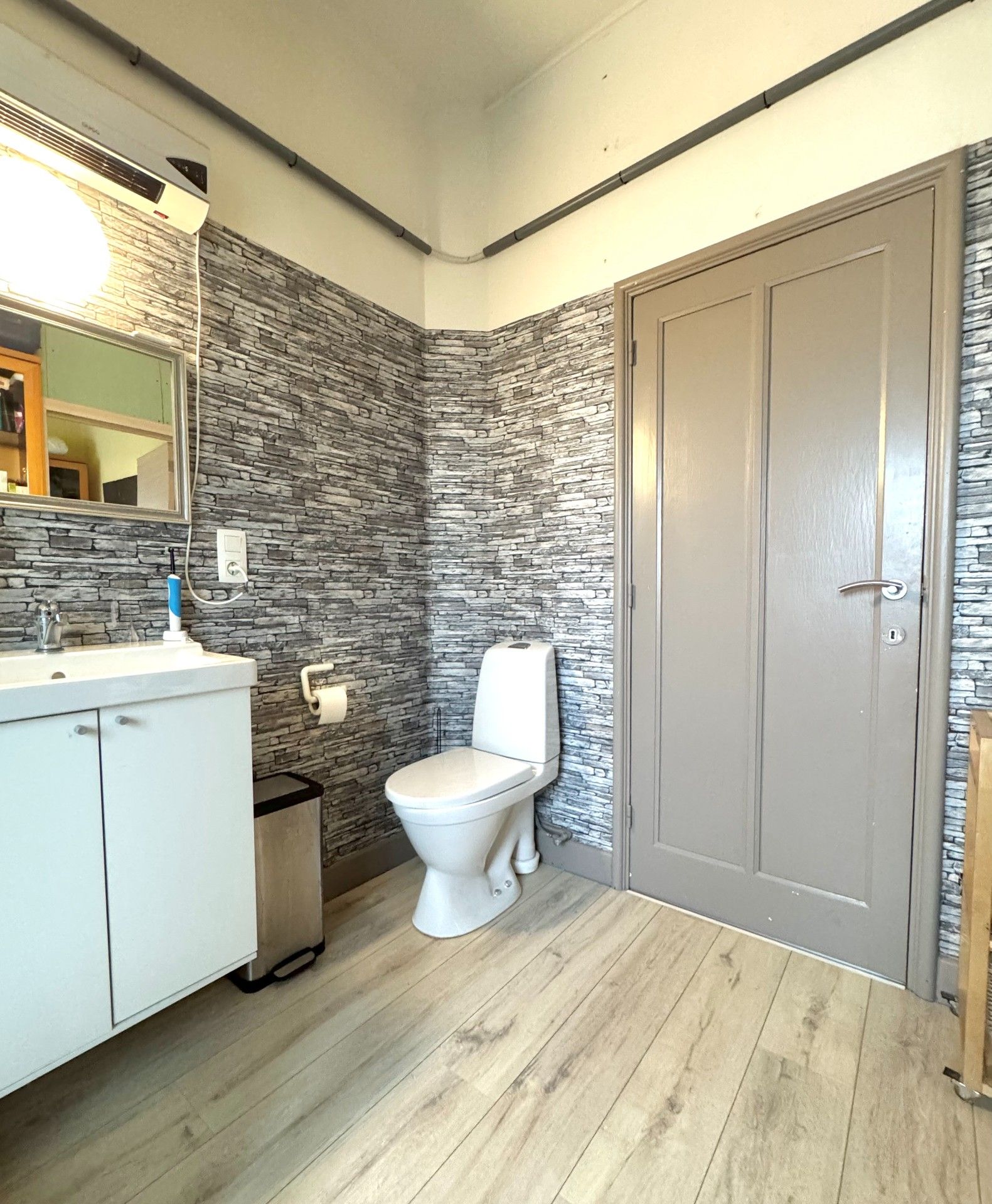 WONING IN CENTRUM ST-ELOOIS-VIJVE foto 15