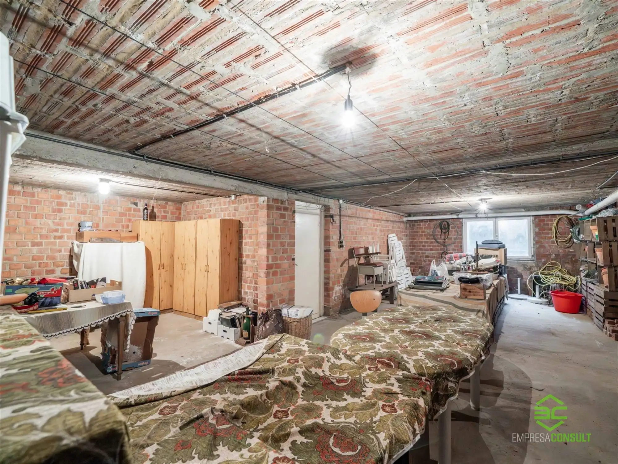 Prachtig landhuis op 3ha 79a, ideaal voor paardenliefhebbers foto 25