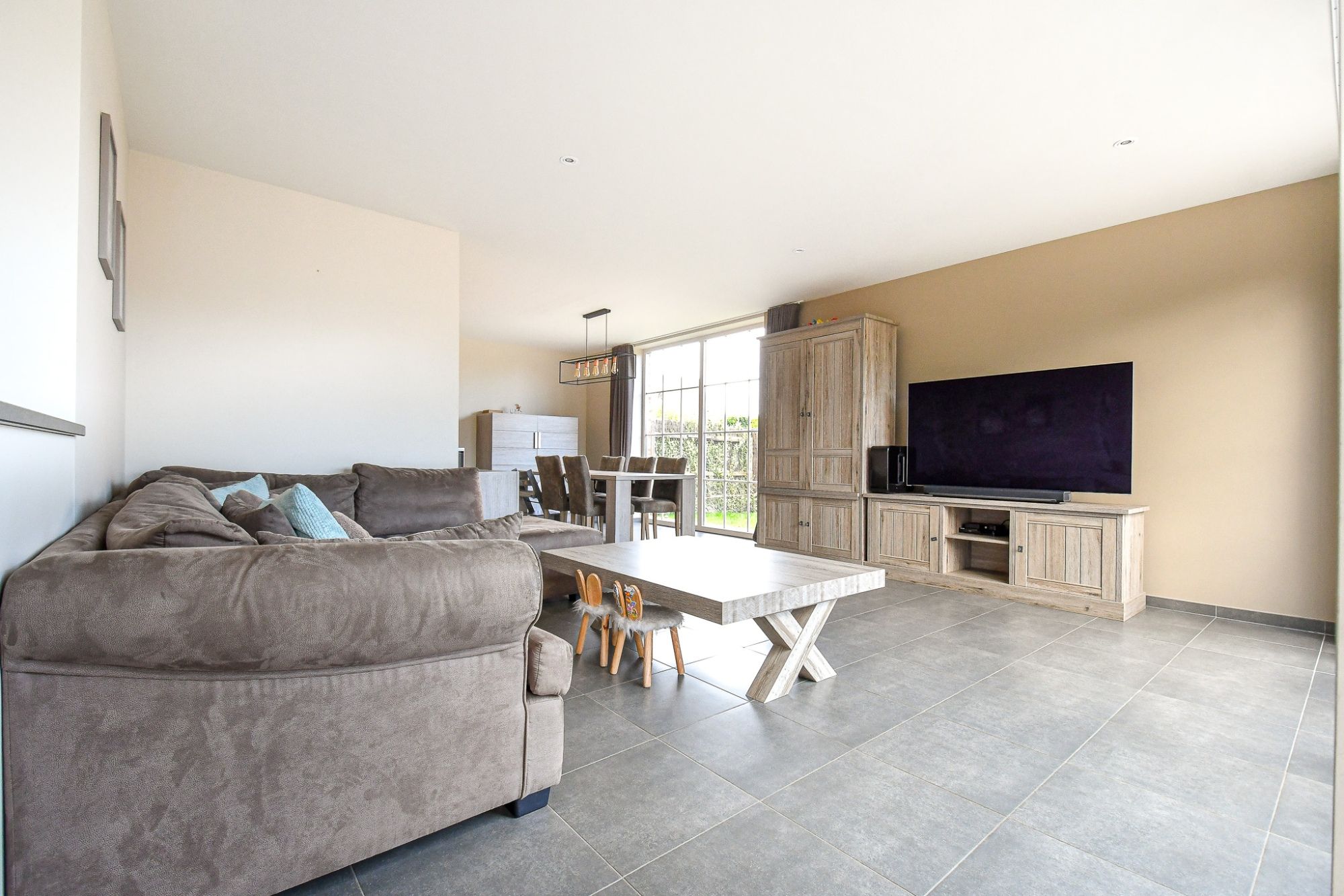 Recent hedendaags ingerichte woning (bj 2017) in een groene omgeving tussen Oedelem en Brugge foto 4
