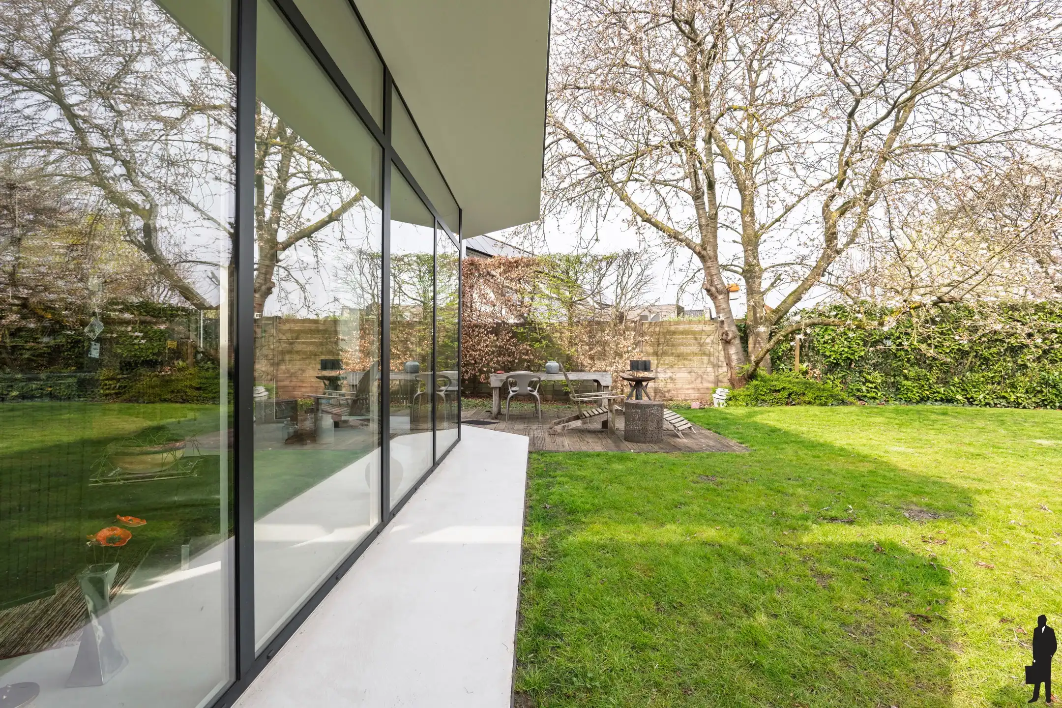 Luxueus energetisch gerenoveerde woning met verwarmd zwembad foto 12