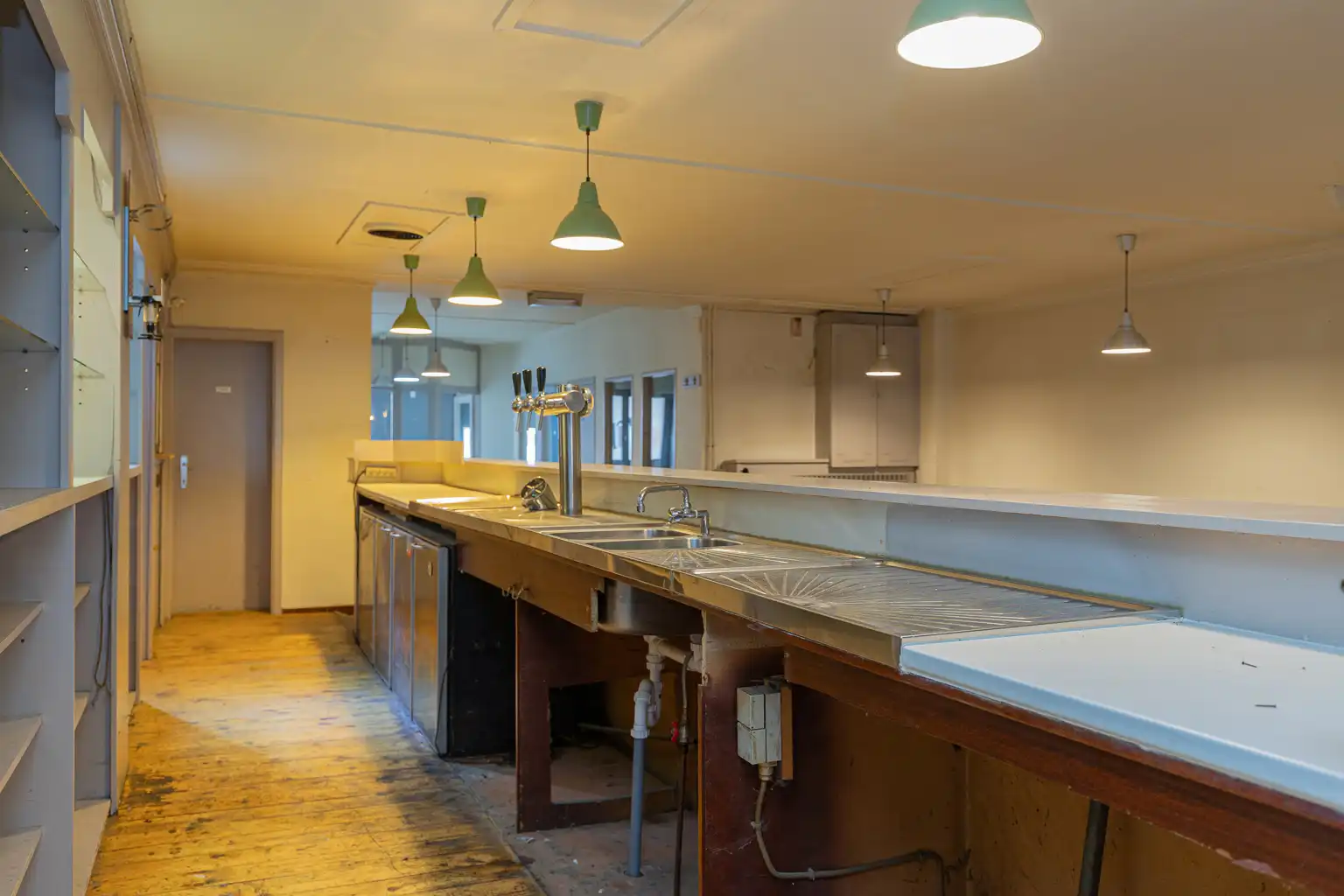 Handelsruimte met woonst in Opwijk centrum! foto 4