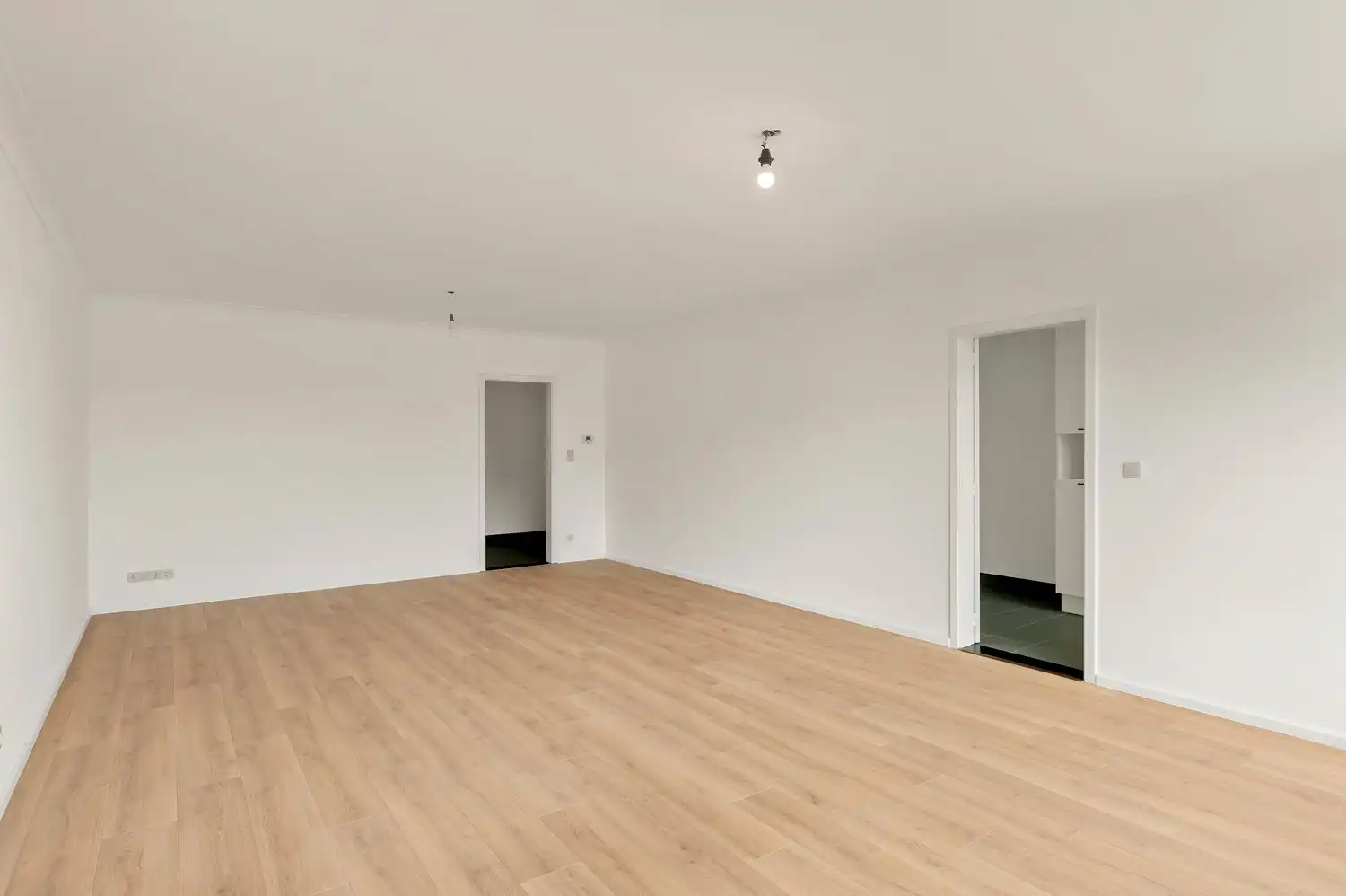 RUIM GERENOVEERD APPARTEMENT I 105 M2 I EPC B foto 2