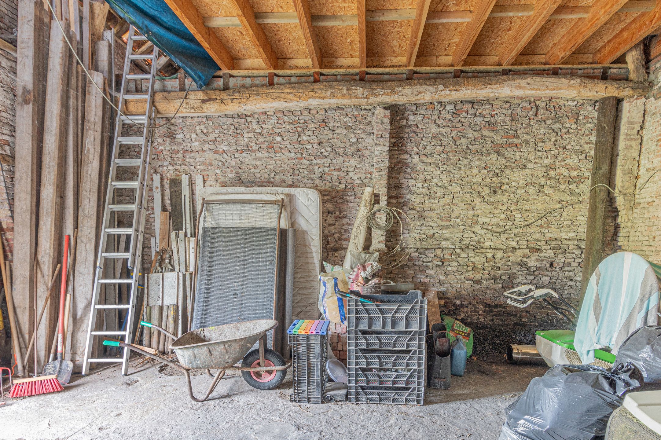 te renoveren halfopen hoeve op A-locatie!  foto 25