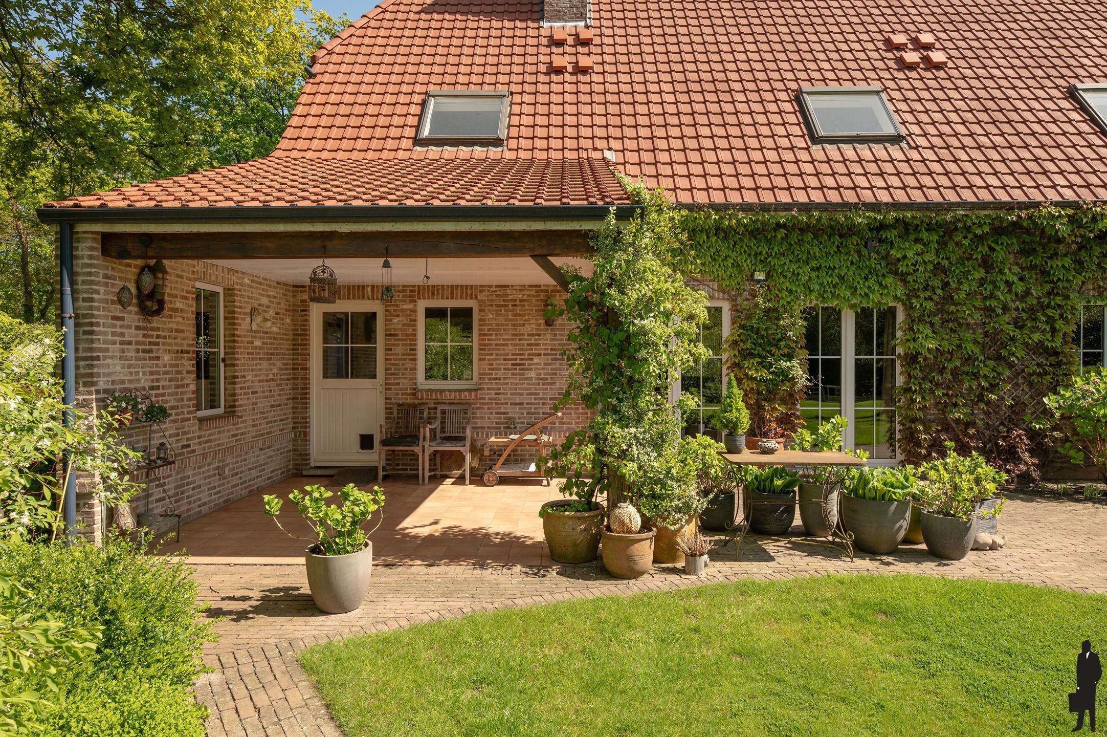 Uniek gelegen villa op ca. 24 are nabij natuur Belse bossen foto 24