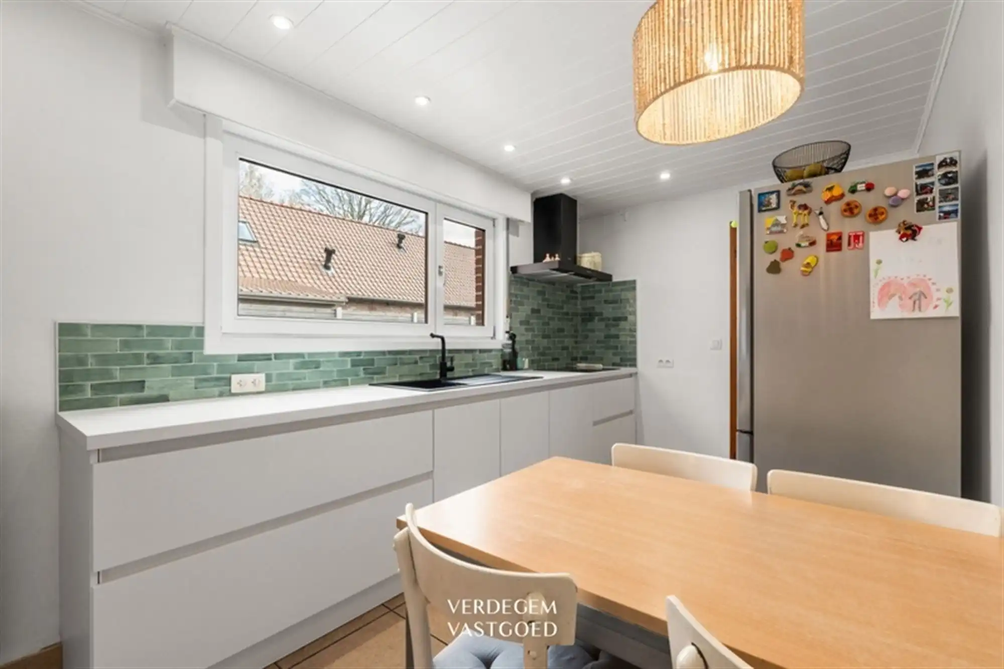 Centraal gelegen woning met heerlijke vibe, 3 slaapkamers en zuid tuin foto 10