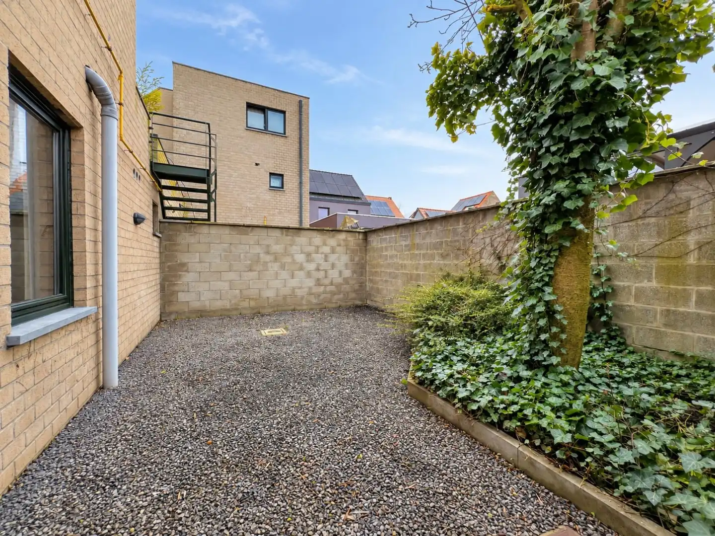 Recent opgefrist gelijkvloers appartement met tuin en garage – Rabotstraat 63, Belzele (Evergem) foto 16