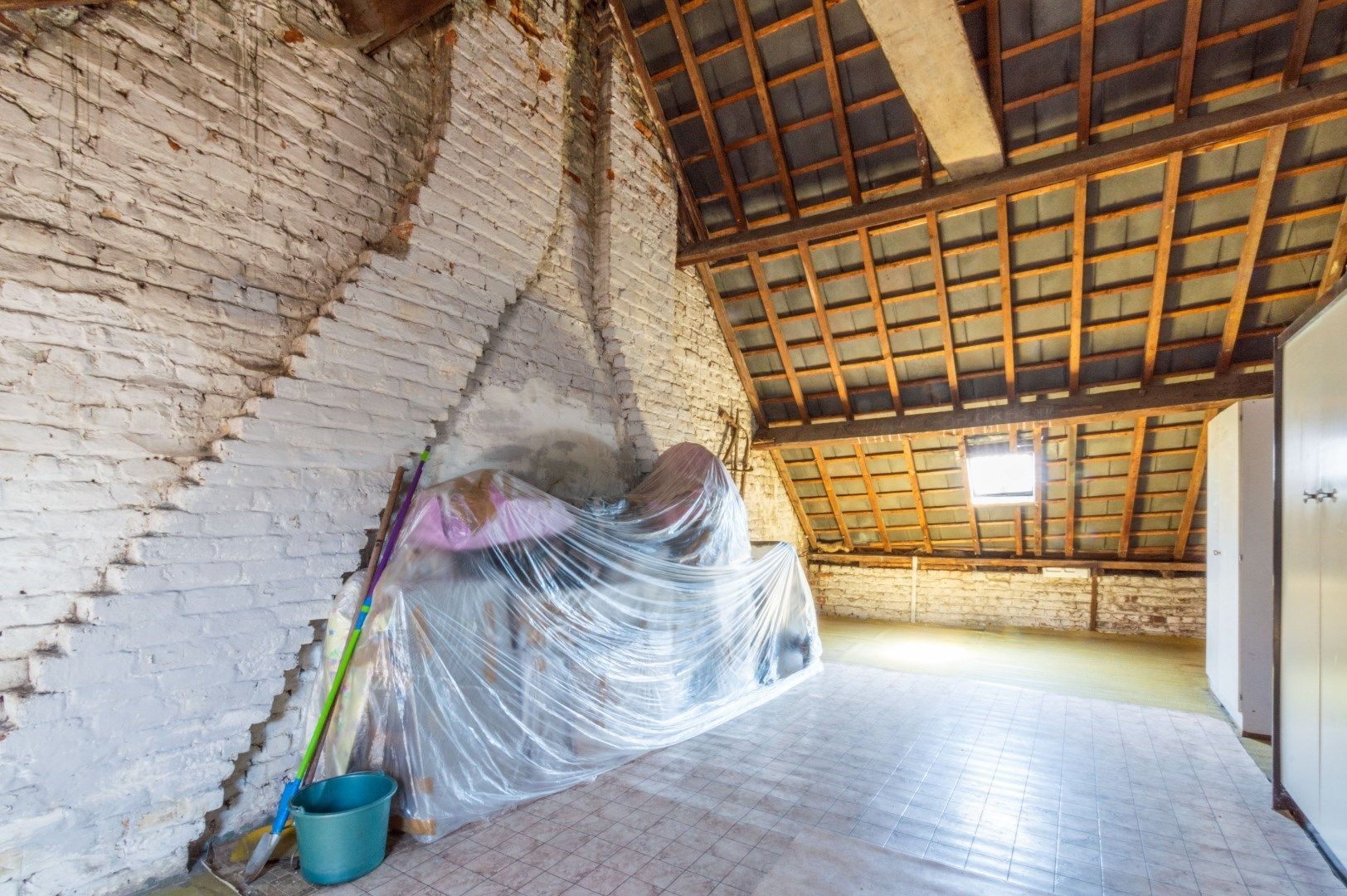 Fijn onderhouden woning met 2 slaapkamers, garage + tuin! foto 17