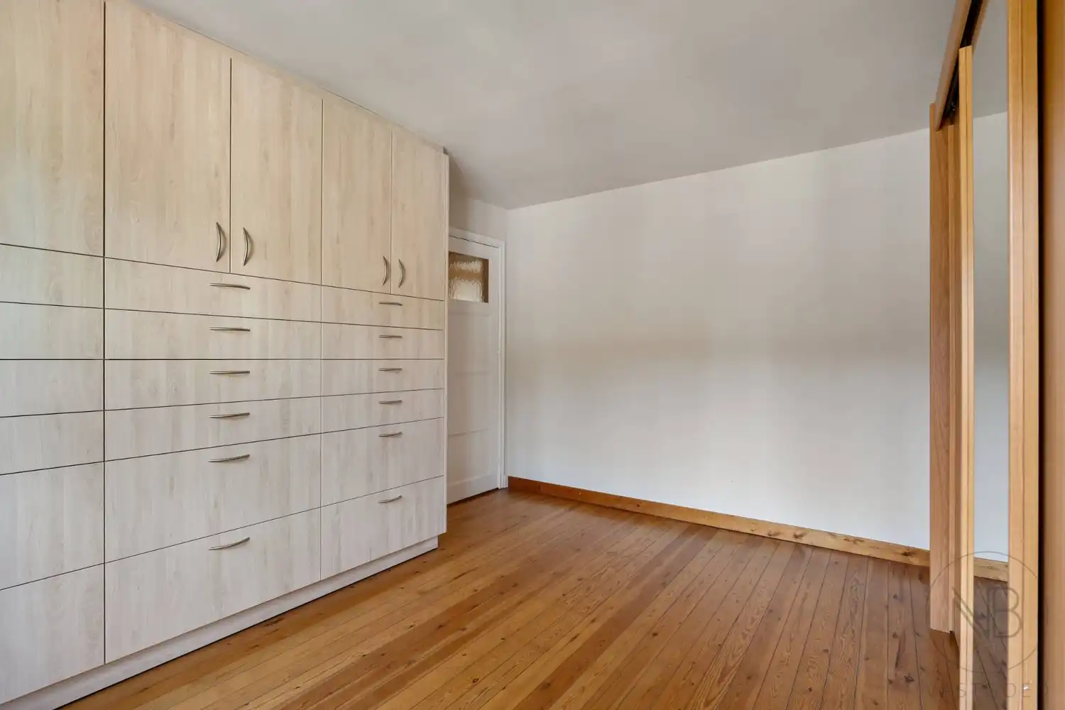 Karaktervolle woning met authentieke charme en lichtrijke tuinkamer! foto 29