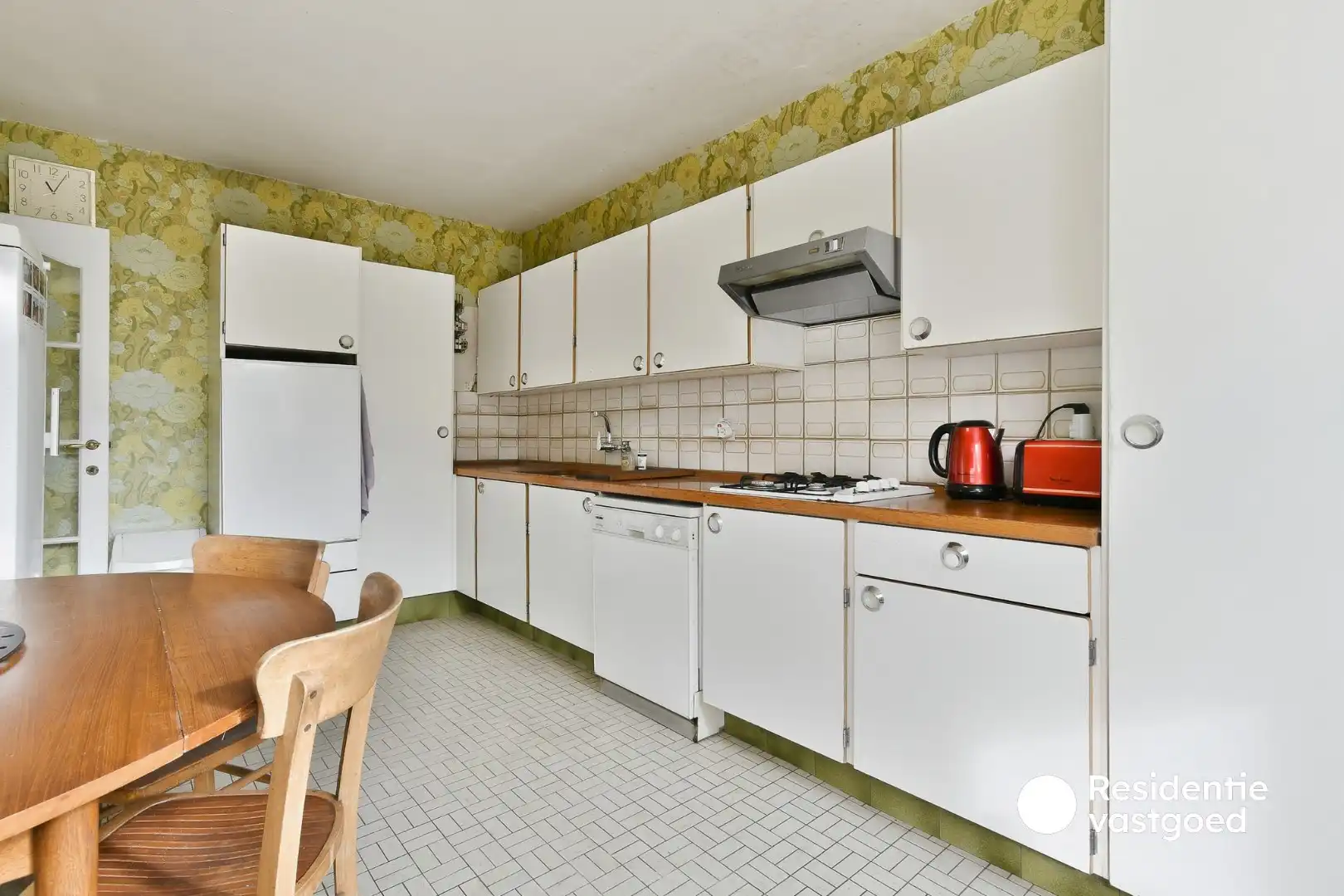 Ruime rijwoning met 6 slaapkamers in Gistel foto 9