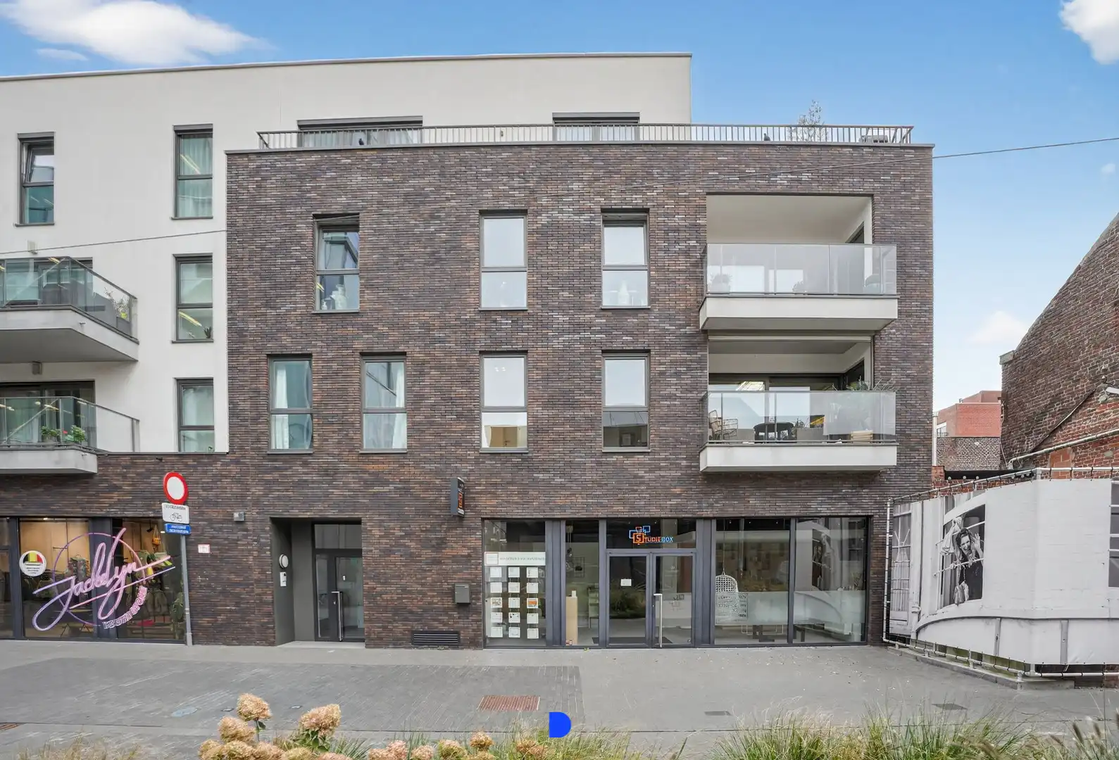 Prachtig appartement op De Munt. foto {{pictureIndex}}