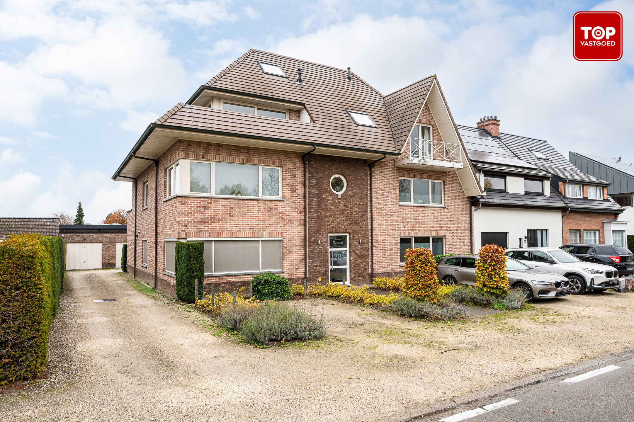 Instapklaar appartement, dichtbij centrum Gent foto {{pictureIndex}}