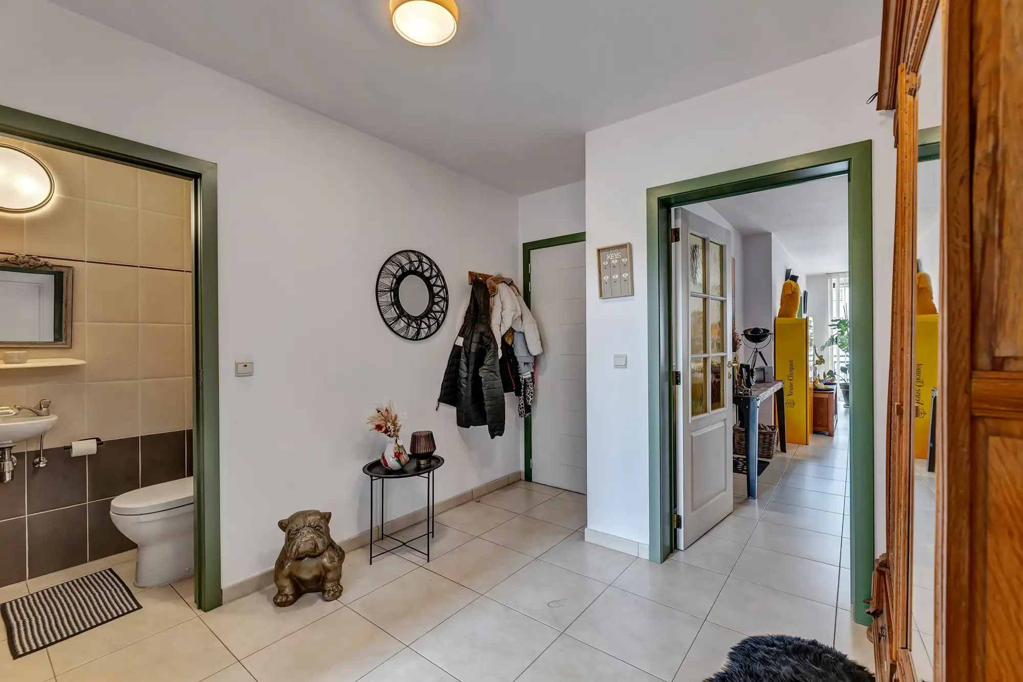 Appartement met twee slaapkamers te Denderhoutem foto 2