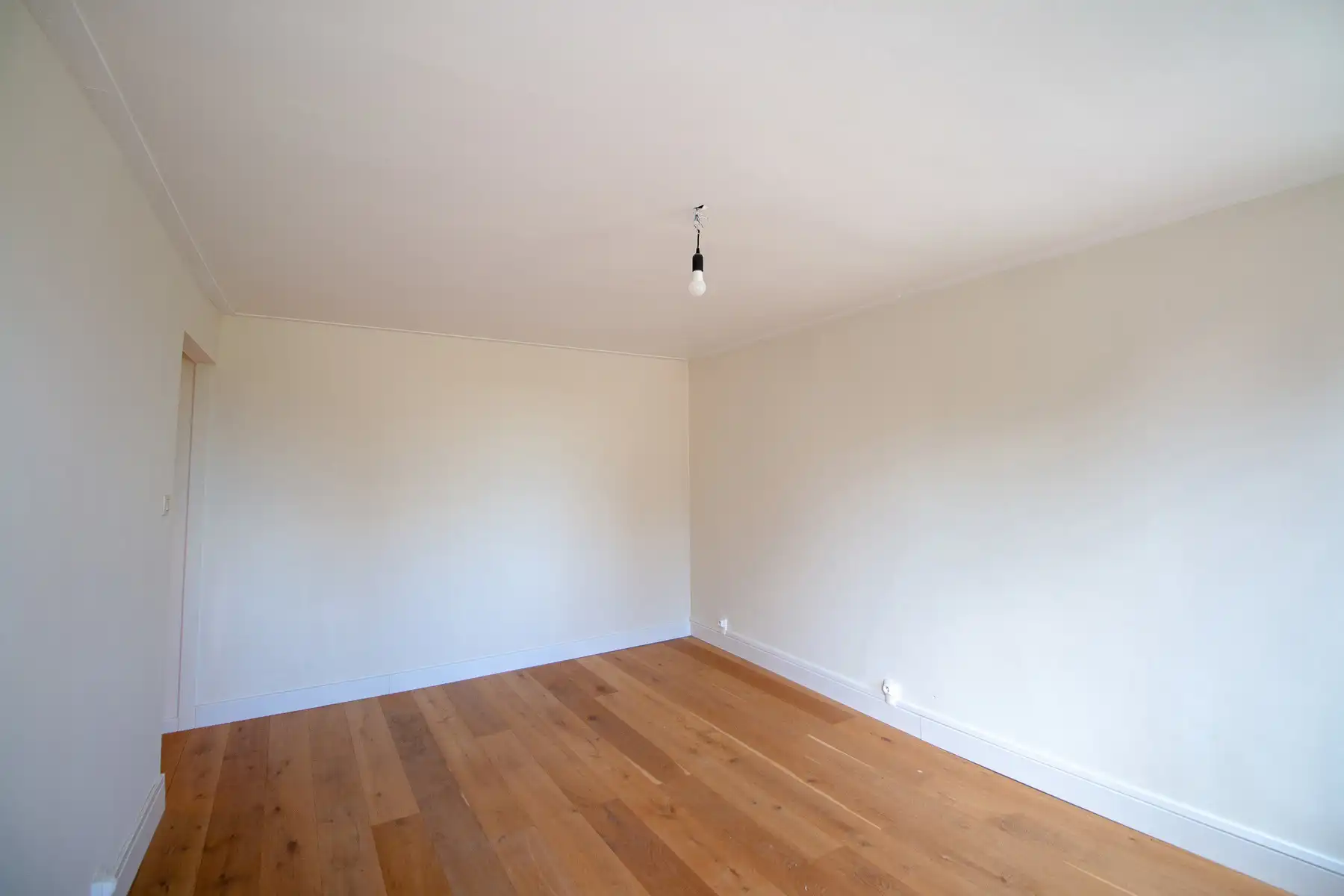 Prachtig gerenoveerde woning voor gemengd gebruik. foto 23