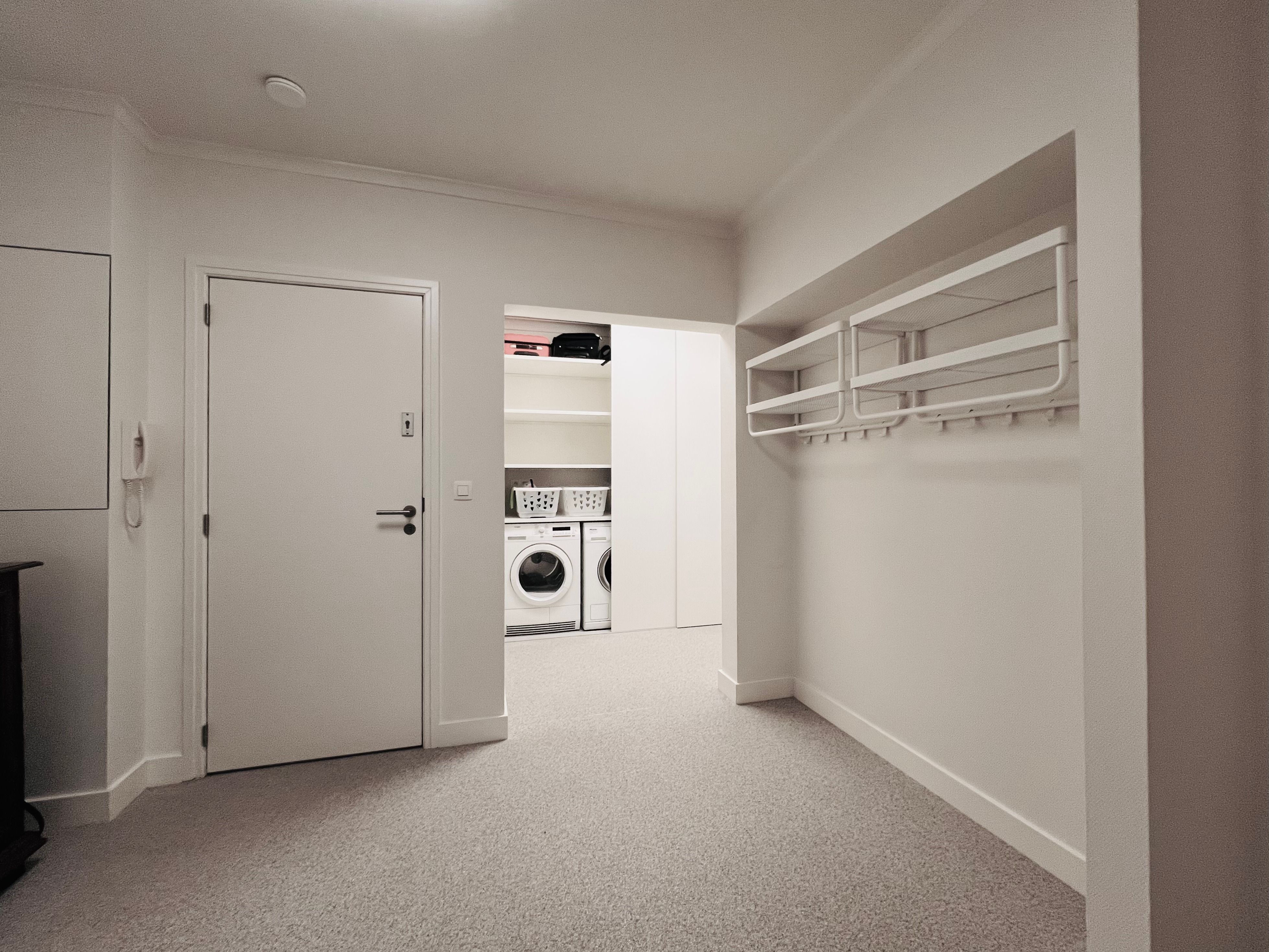 Gerenoveerd twee slaapkamer appartement in het centrum van Genk foto 5