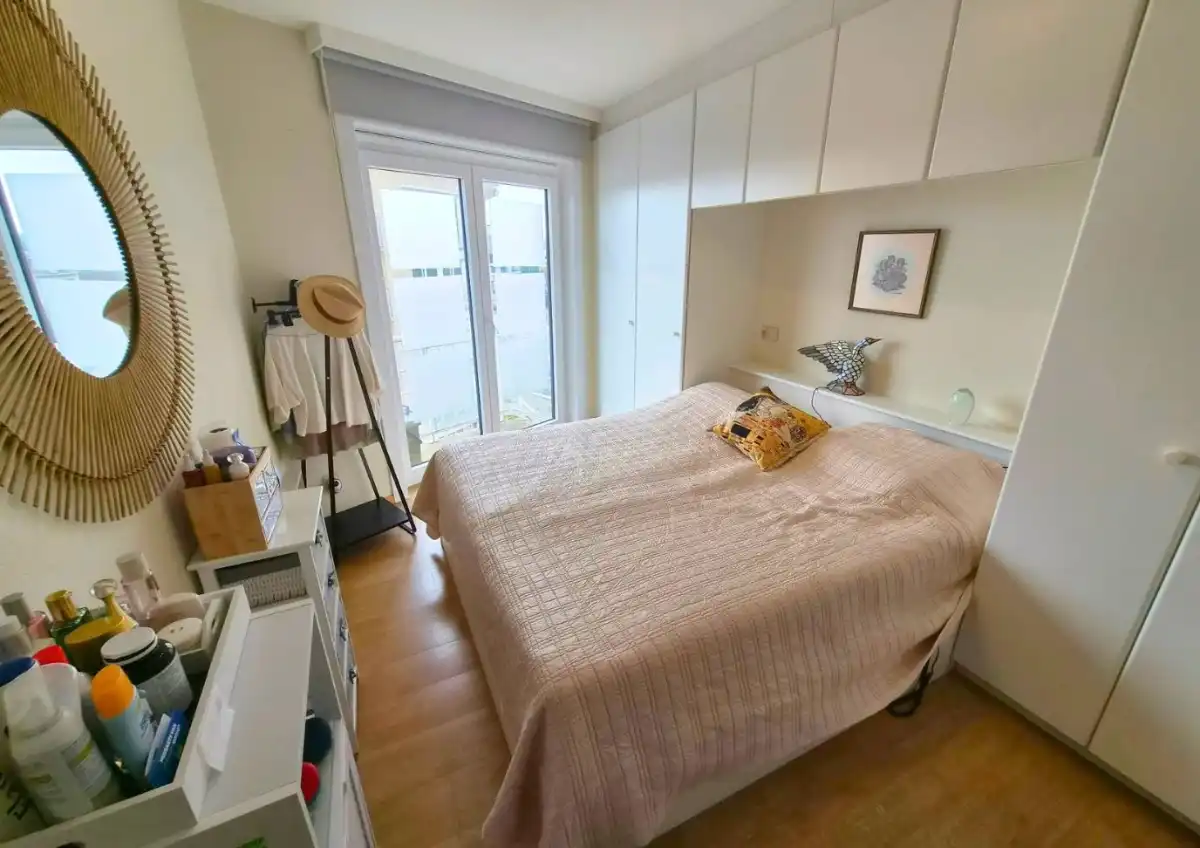 HOEKAPPARTEMENT MET ZIJDELINGS ZEEZICHT TE KOOP TE DE PANNE foto 13