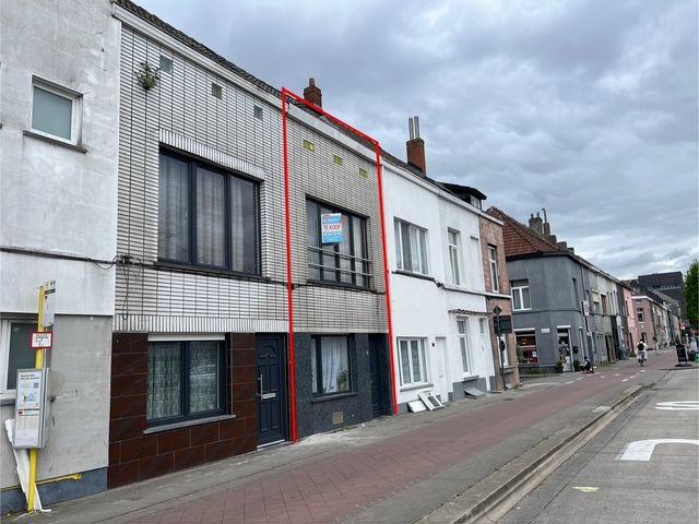 TE KOOP |  INSTAPKLARE WONING IN TOPSTAAT foto {{pictureIndex}}